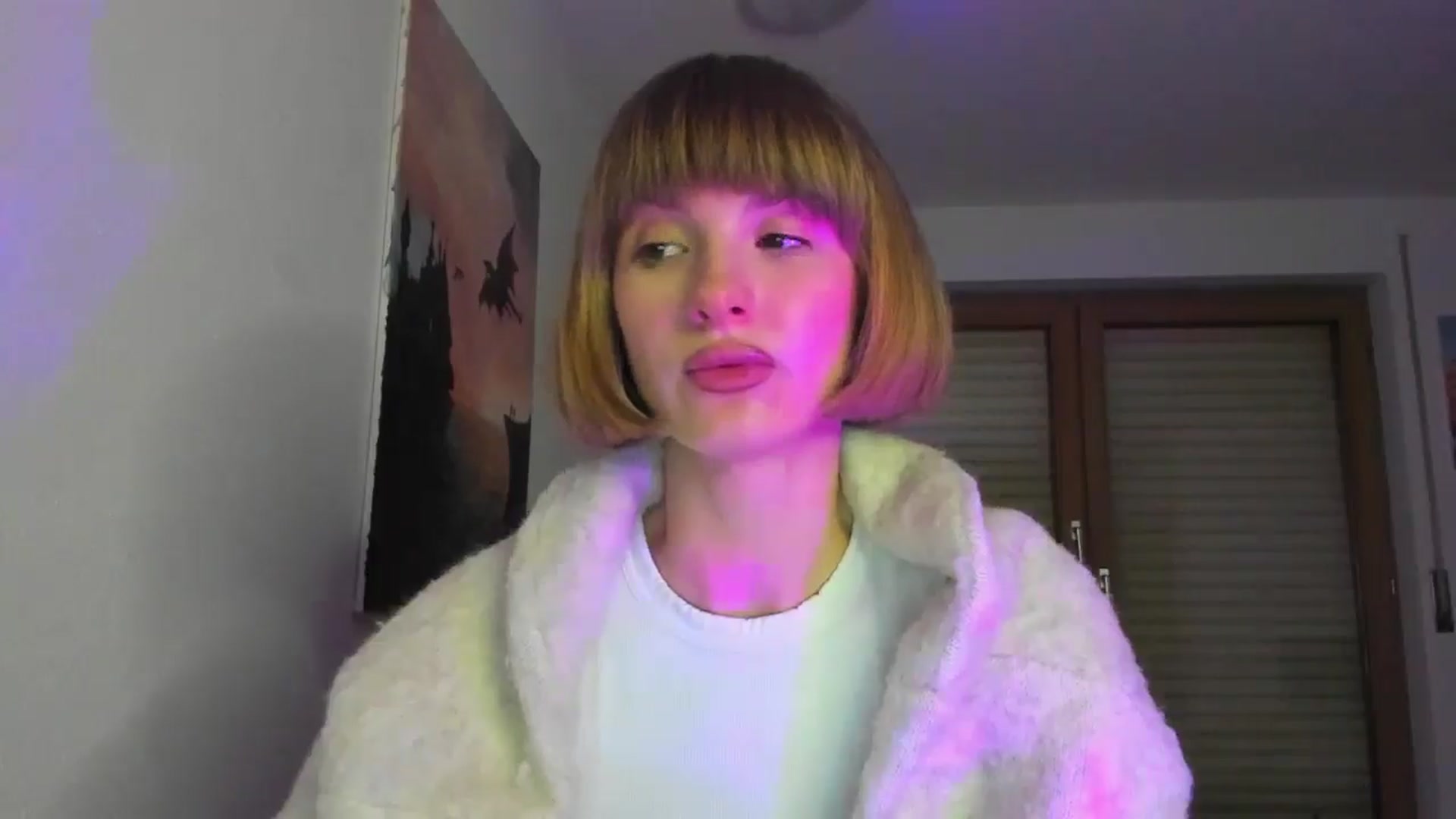 Gallery image thumbnail from WhoIsSofi's myfreecams stream on, 12/15/2025, 17:50 image 6 of 20