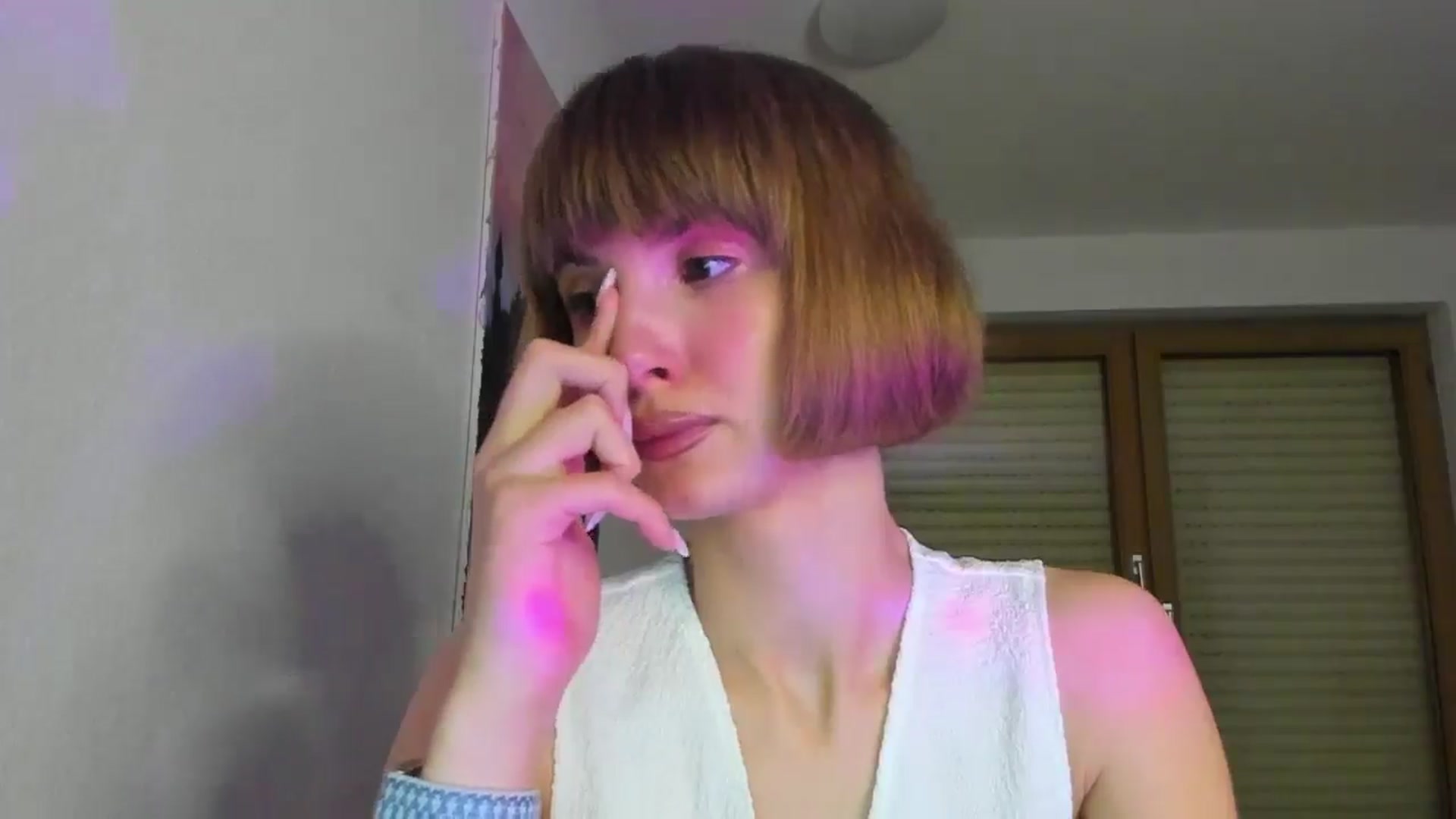 Gallery image thumbnail from WhoIsSofi's myfreecams stream on, 12/21/2025, 21:32 image 14 of 20