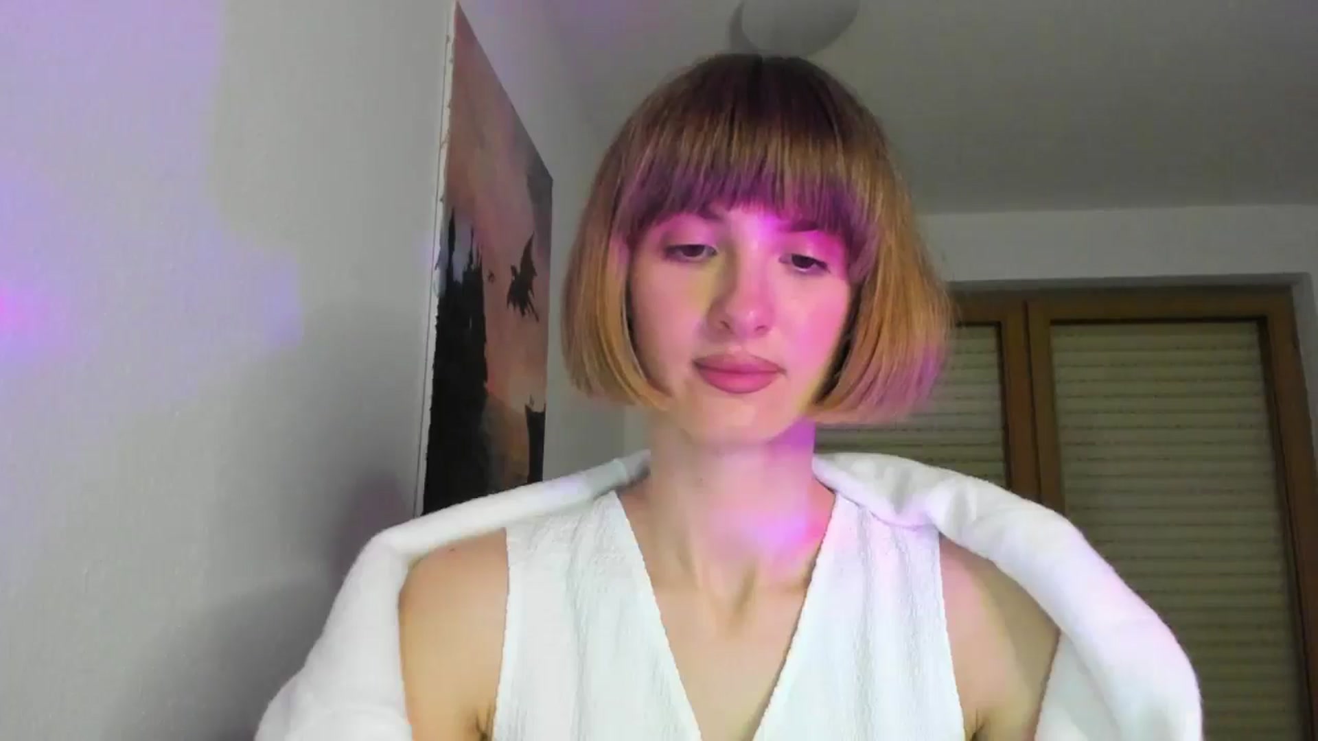 Gallery image thumbnail from WhoIsSofi's myfreecams stream on, 12/21/2025, 21:32 image 2 of 20