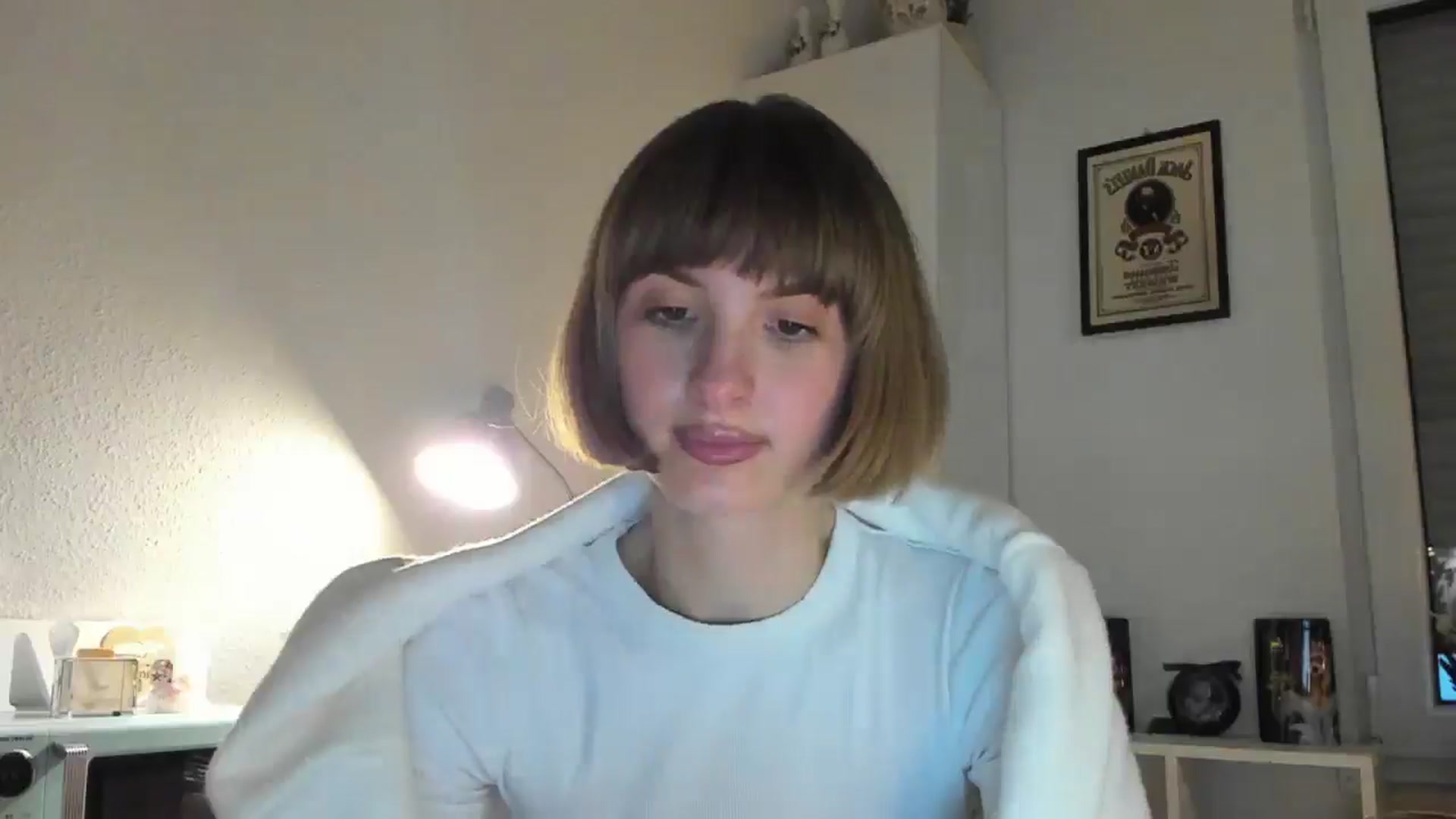 Gallery image thumbnail from WhoIsSofi's myfreecams stream on, 12/23/2025, 19:02 image 16 of 20
