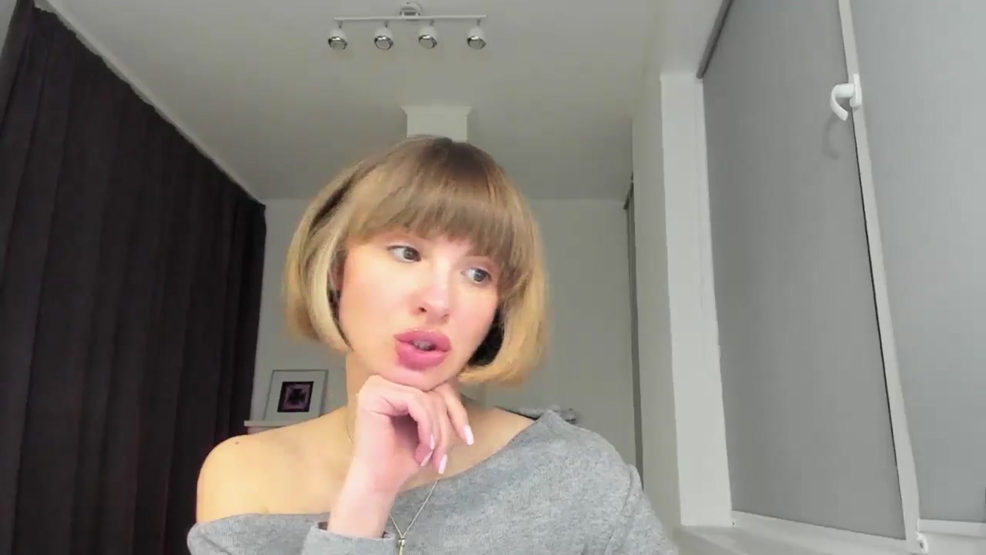Gallery image thumbnail from WhoIsSofi's myfreecams stream on, 12/30/2025, 17:12 image 19 of 20