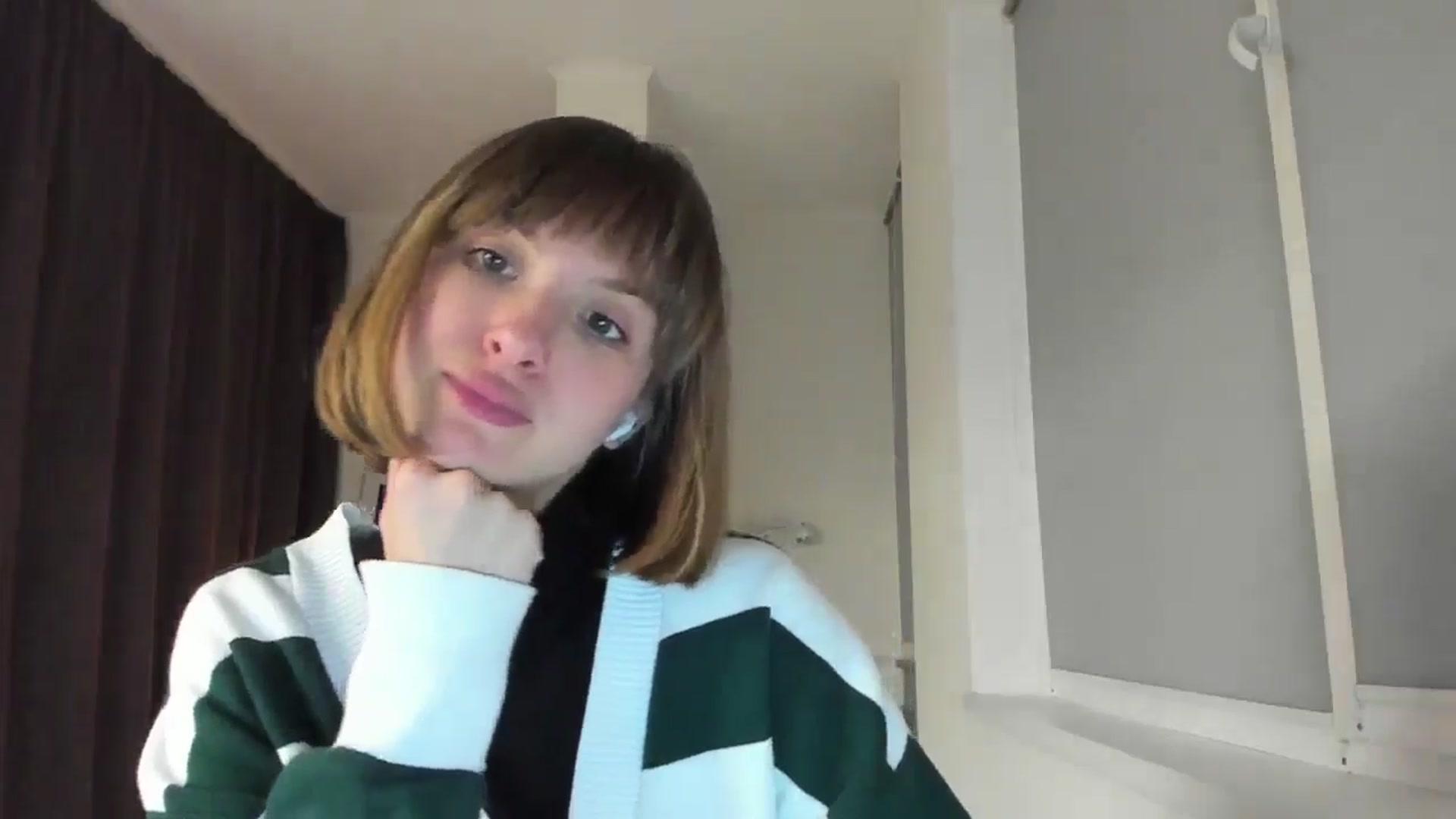 Gallery image thumbnail from WhoIsSofi's myfreecams stream on, 03/11/2026, 16:38 image 16 of 20