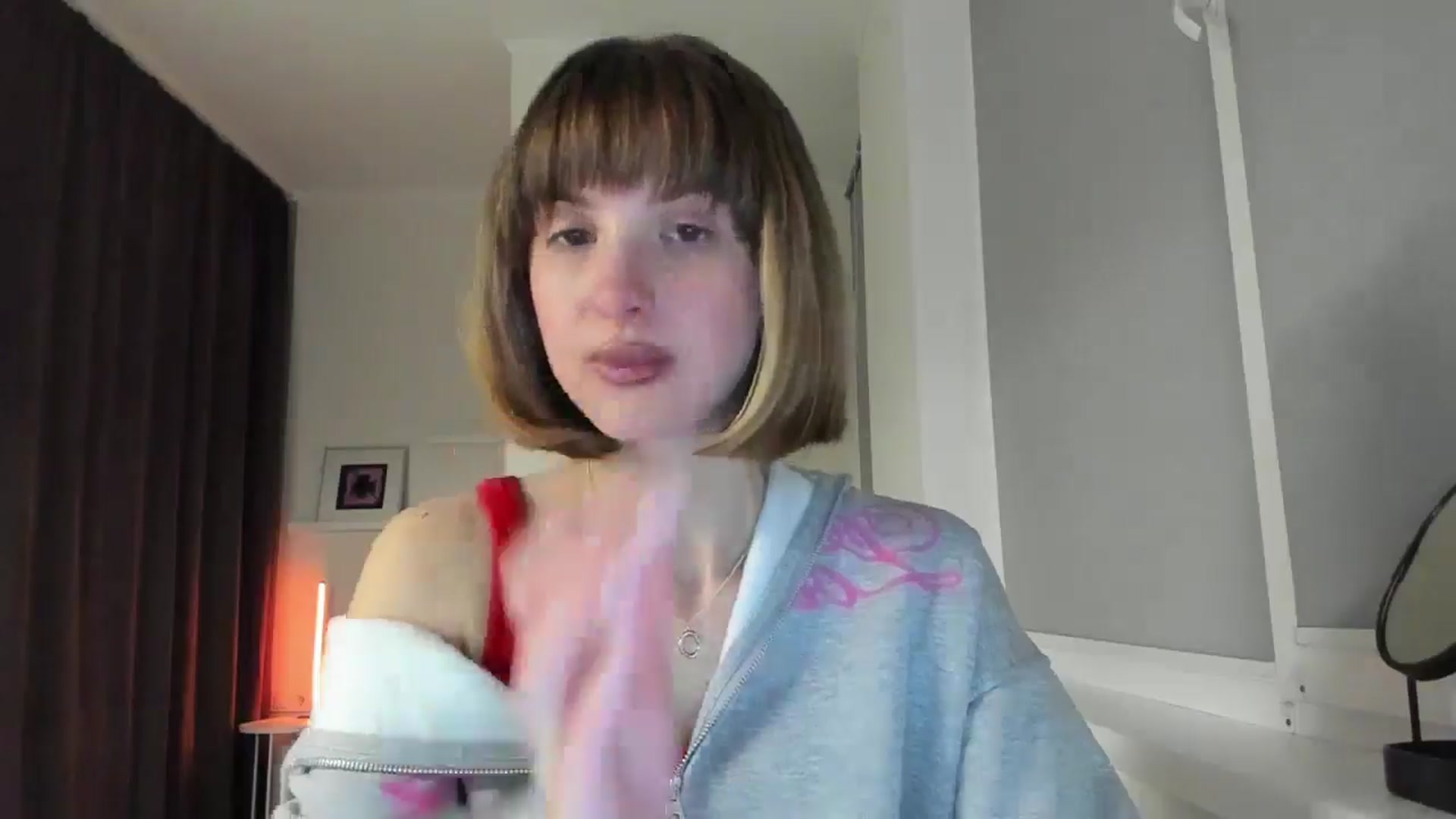 Gallery image thumbnail from WhoIsSofi's myfreecams stream on, 03/26/2026, 18:18 image 17 of 20