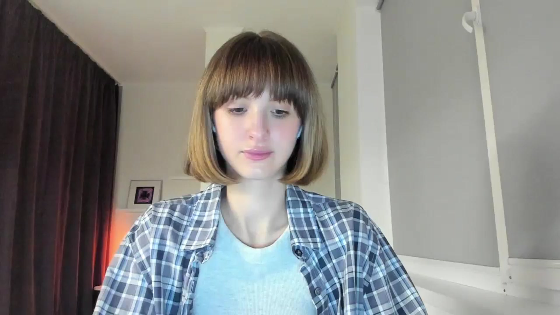 Gallery image thumbnail from WhoIsSofi's myfreecams stream on, 04/02/2026, 19:51 image 17 of 20