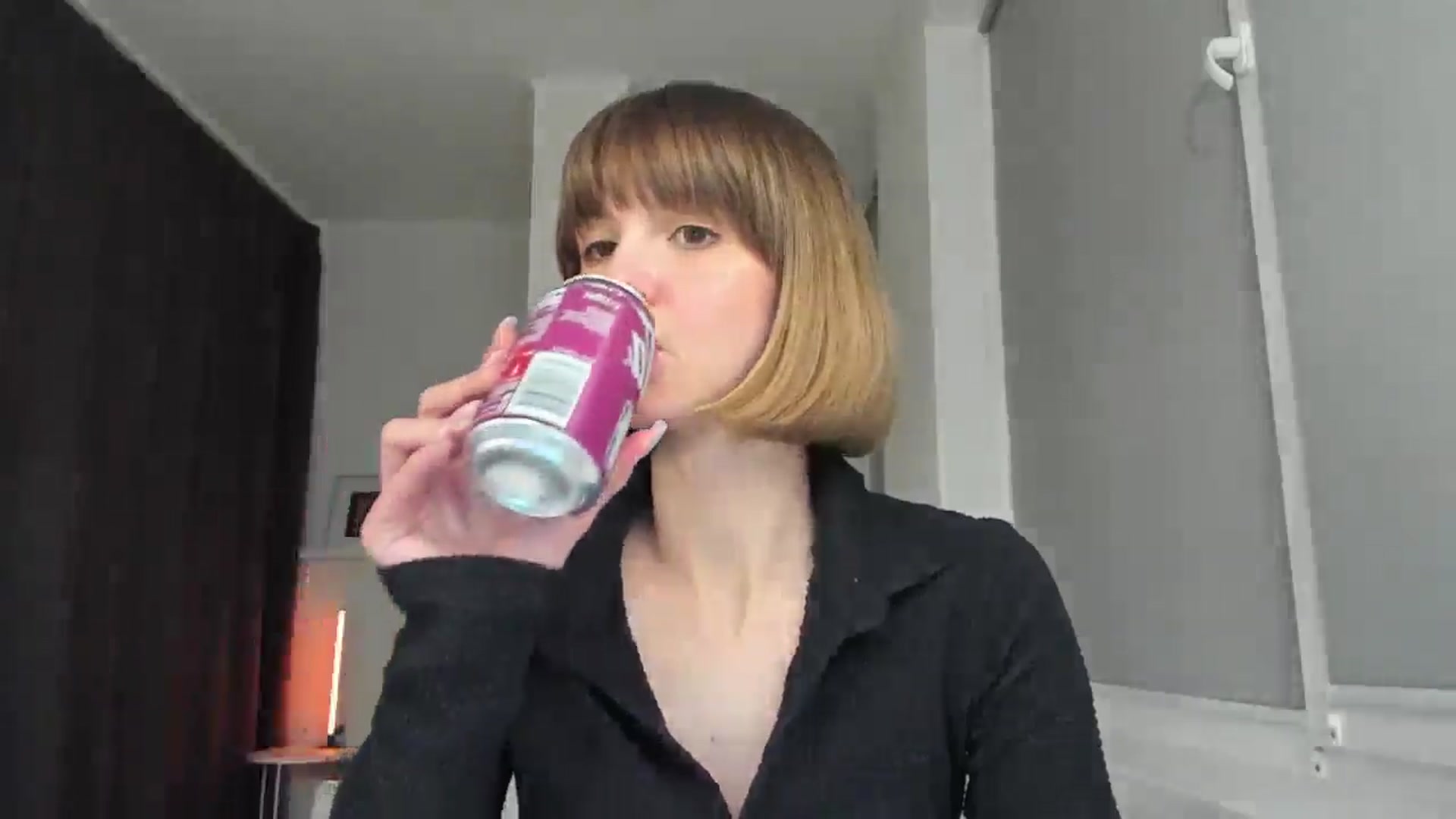 Gallery image thumbnail from WhoIsSofi's myfreecams stream on, 04/29/2026, 23:52 image 5 of 20
