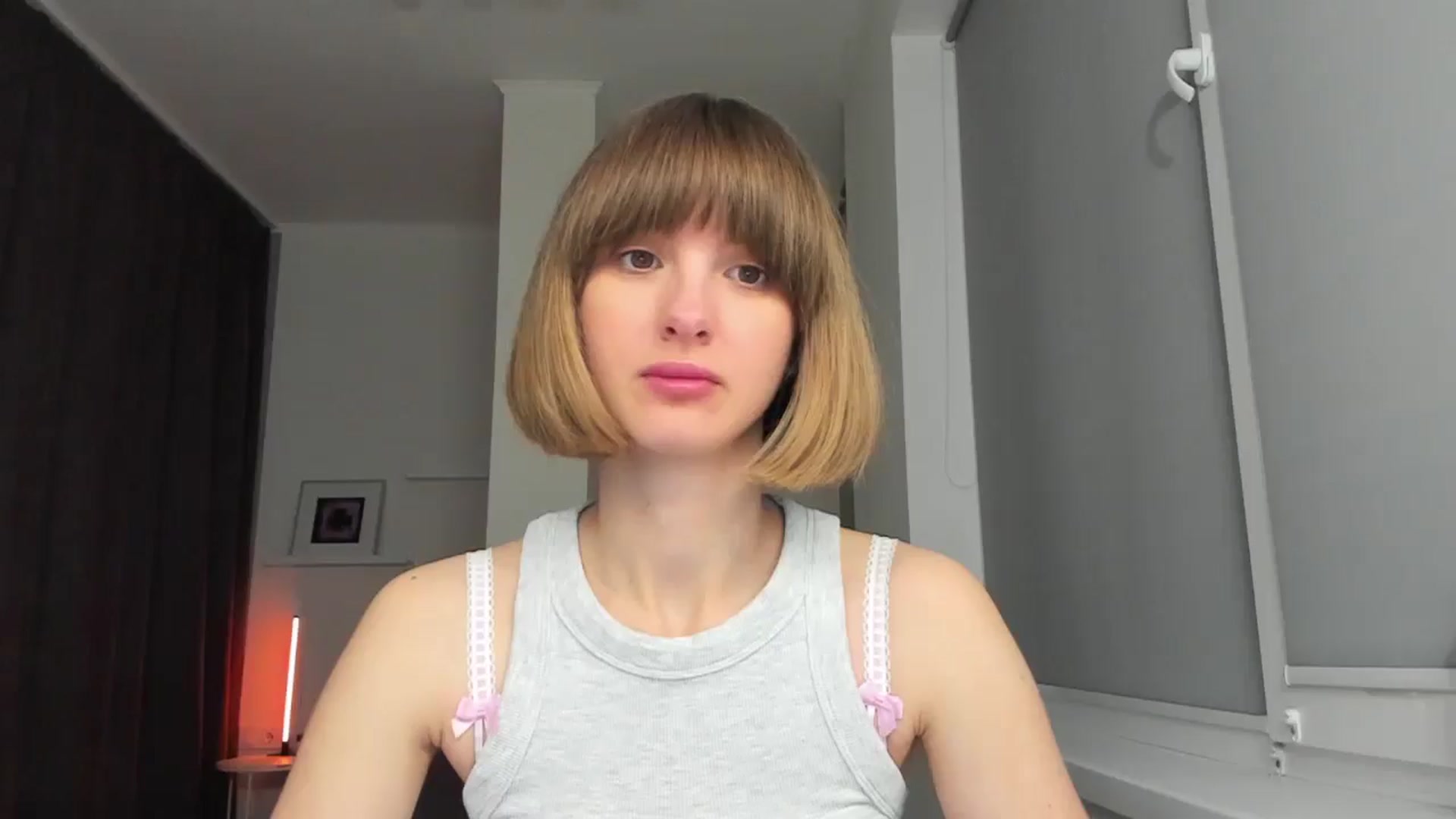 Gallery image thumbnail from WhoIsSofi's myfreecams stream on, 05/04/2026, 20:32 image 4 of 20