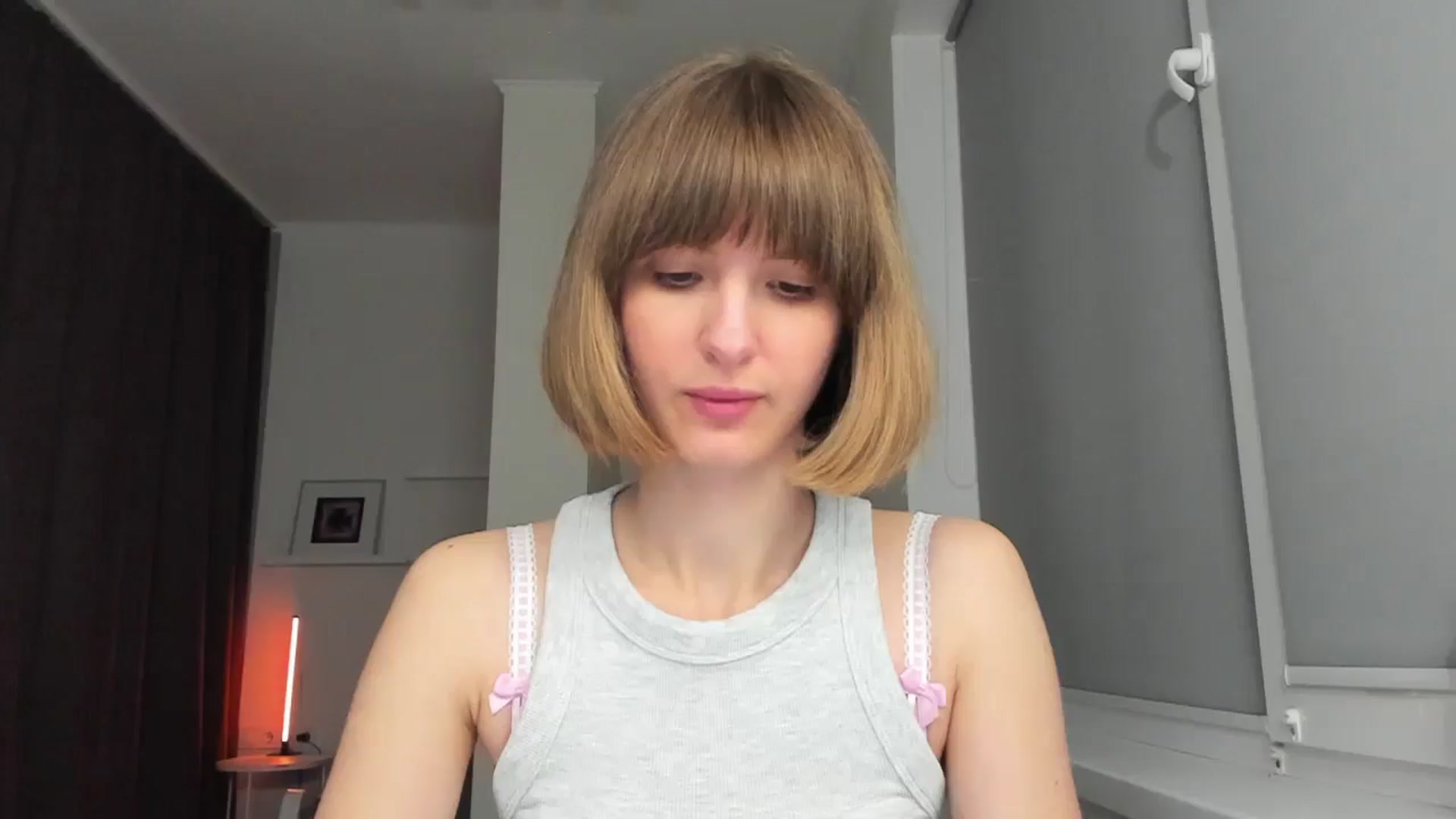 Gallery image thumbnail from WhoIsSofi's myfreecams stream on, 05/04/2026, 20:32 image 16 of 20