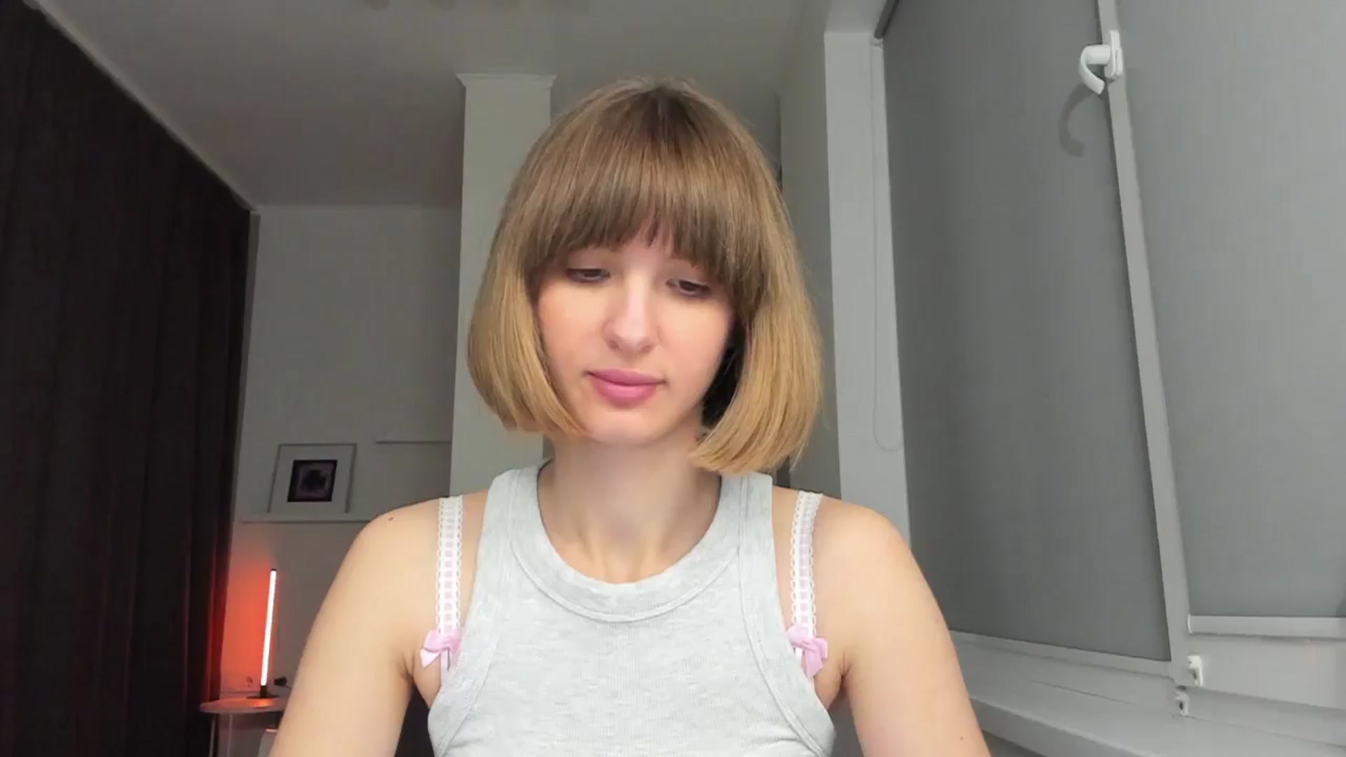 Gallery image thumbnail from WhoIsSofi's myfreecams stream on, 05/04/2026, 20:32 image 9 of 20