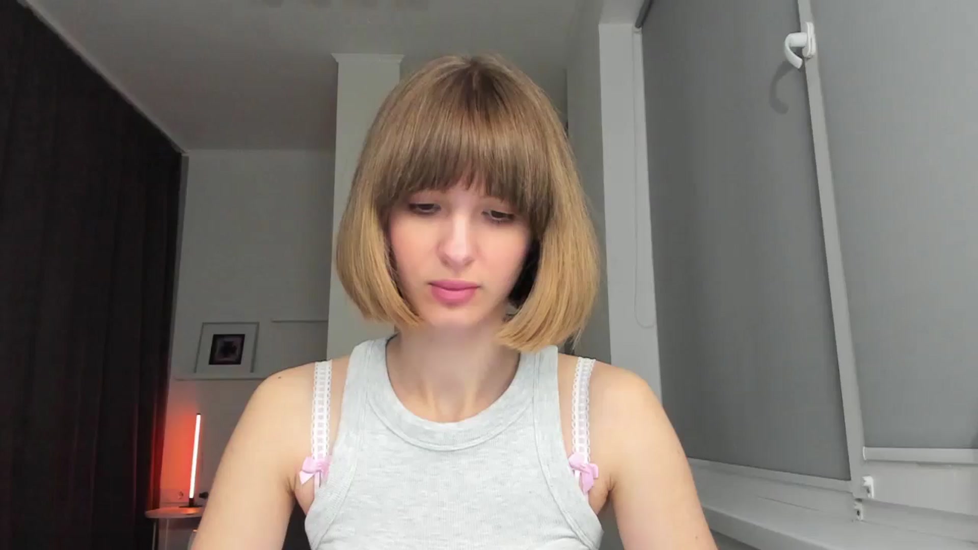 Gallery image thumbnail from WhoIsSofi's myfreecams stream on, 05/04/2026, 20:32 image 13 of 20