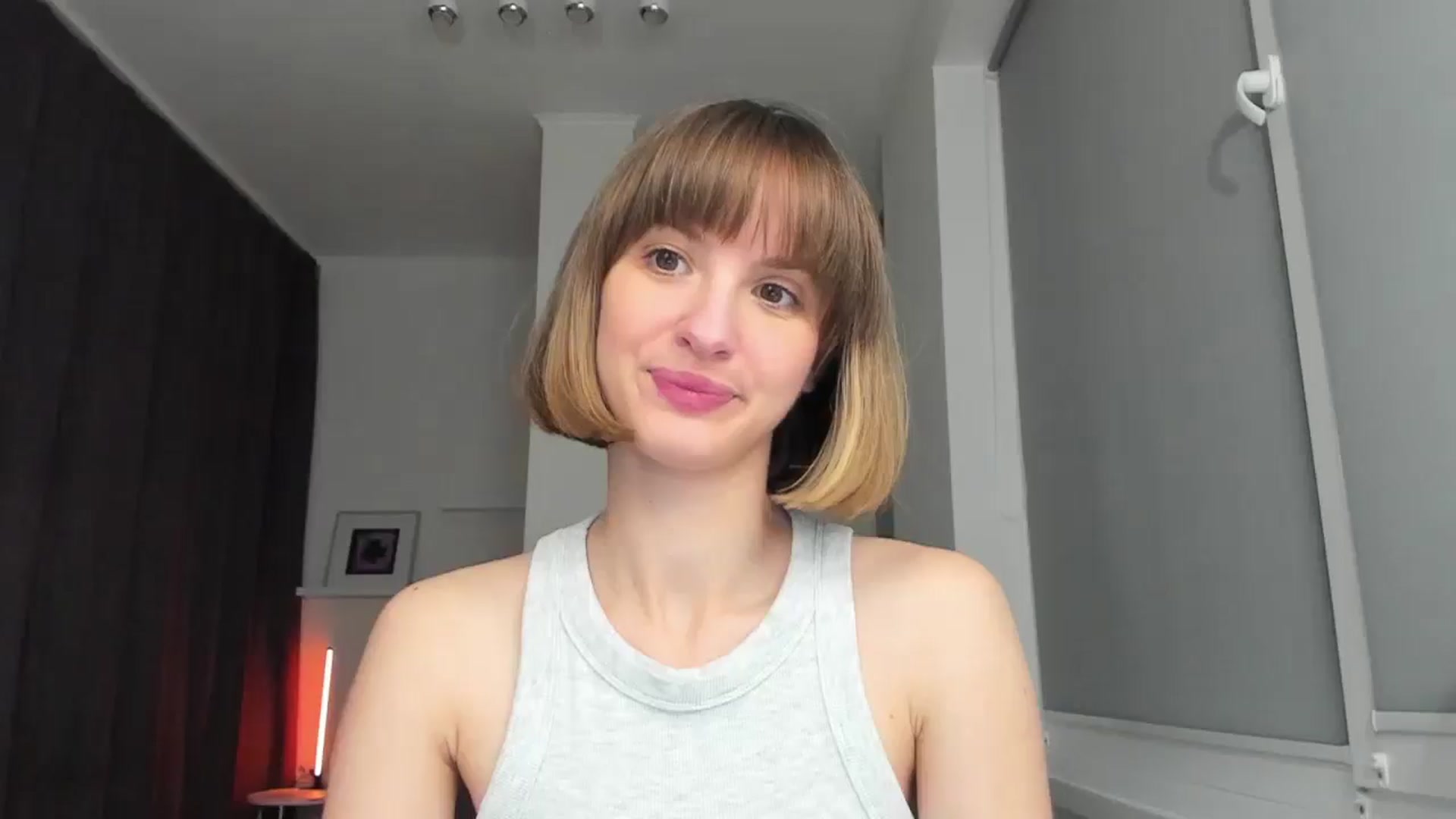 Gallery image thumbnail from WhoIsSofi's myfreecams stream on, 05/06/2026, 20:13 image 10 of 20