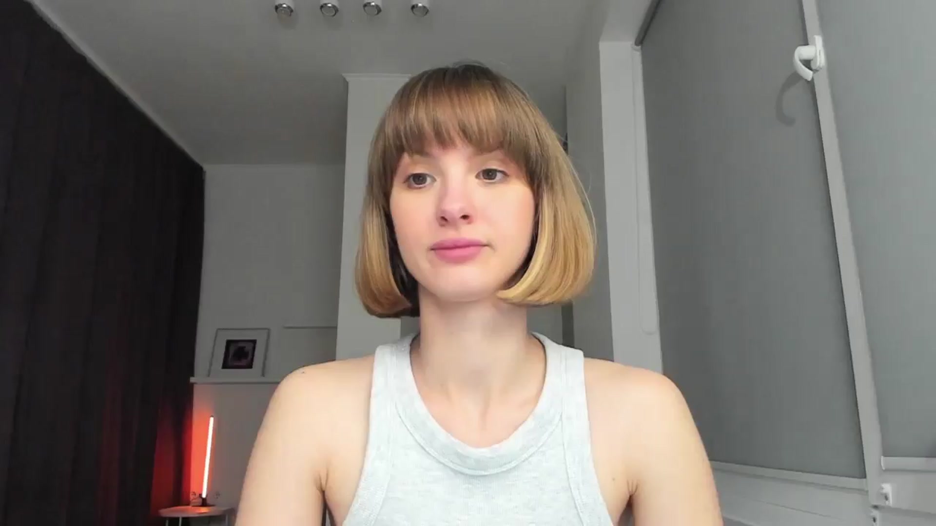 Gallery image thumbnail from WhoIsSofi's myfreecams stream on, 05/06/2026, 20:13 image 17 of 20