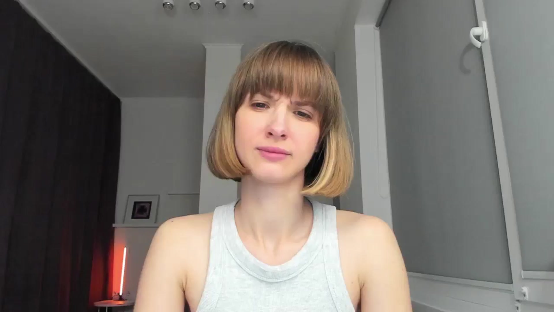 Gallery image thumbnail from WhoIsSofi's myfreecams stream on, 05/06/2026, 20:13 image 19 of 20