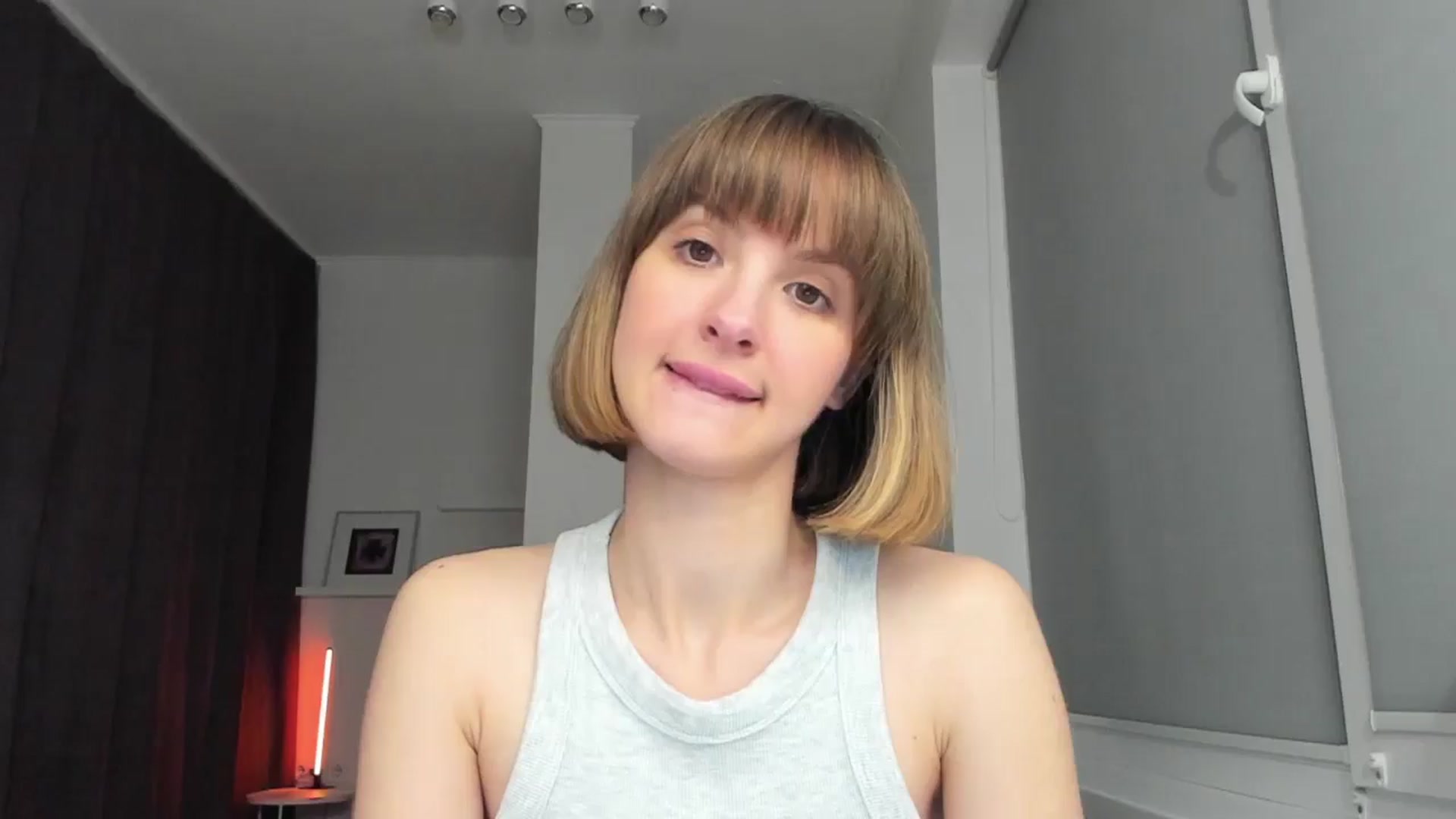 Gallery image thumbnail from WhoIsSofi's myfreecams stream on, 05/06/2026, 20:13 image 15 of 20