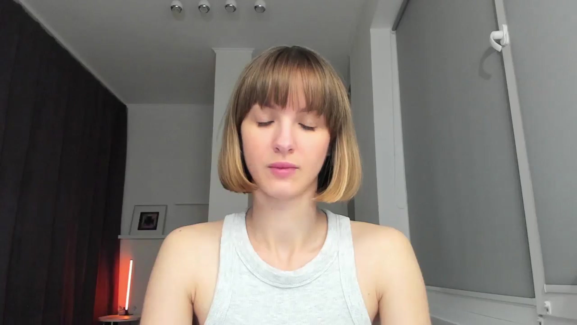Gallery image thumbnail from WhoIsSofi's myfreecams stream on, 05/06/2026, 22:01 image 8 of 20