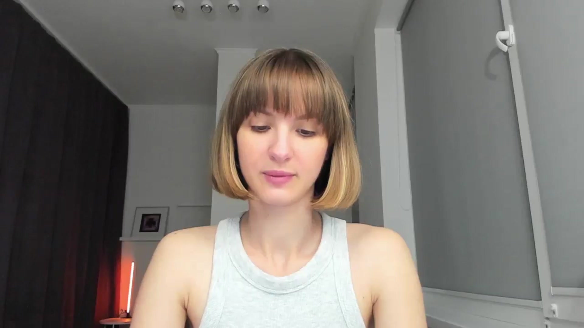 Gallery image thumbnail from WhoIsSofi's myfreecams stream on, 05/06/2026, 22:01 image 3 of 20
