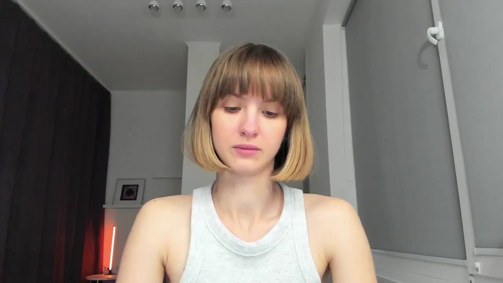 Gallery image thumbnail from WhoIsSofi's myfreecams stream on, 05/06/2026, 22:01 image 17 of 20