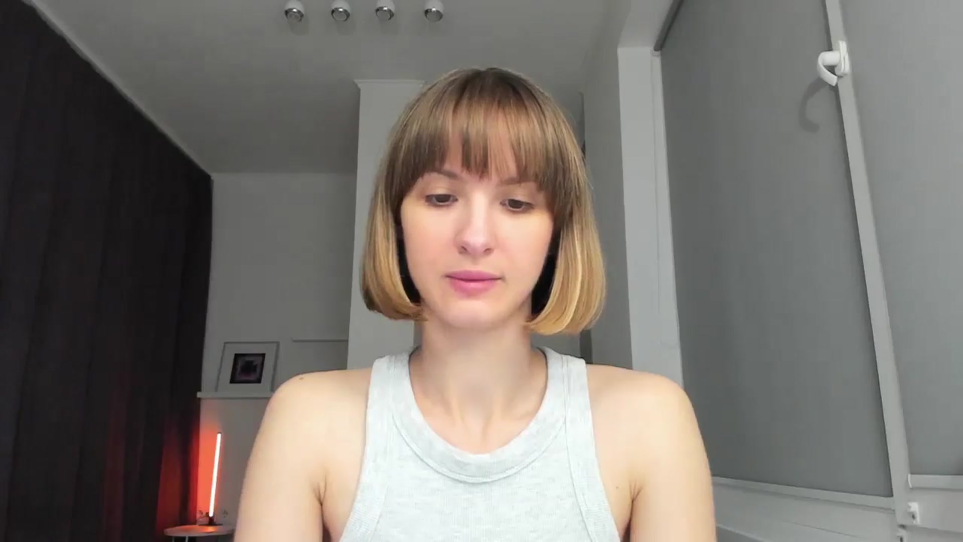 Gallery image thumbnail from WhoIsSofi's myfreecams stream on, 05/06/2026, 22:01 image 4 of 20