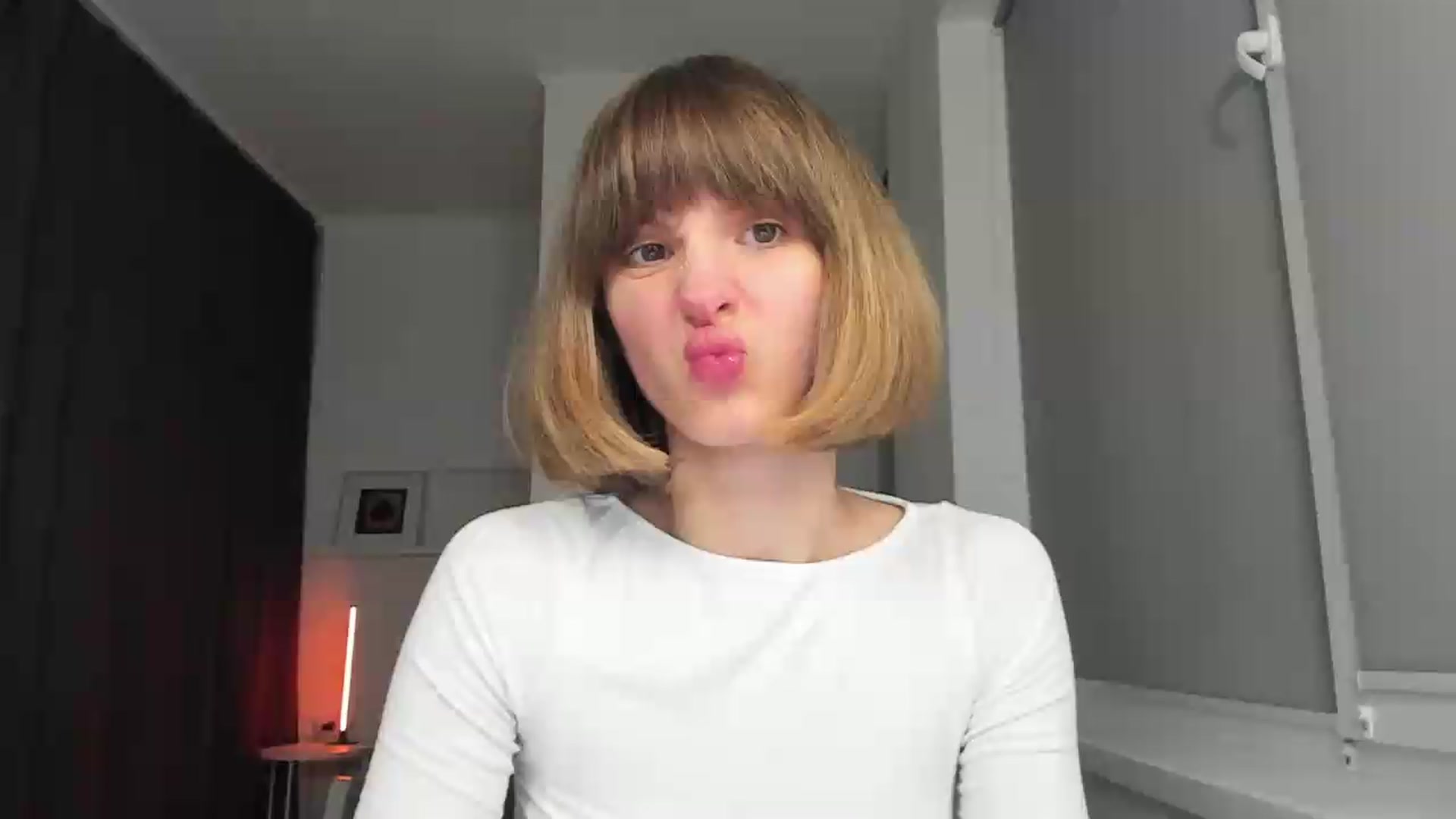 Gallery image thumbnail from WhoIsSofi's myfreecams stream on, 05/18/2026, 23:27 image 13 of 20