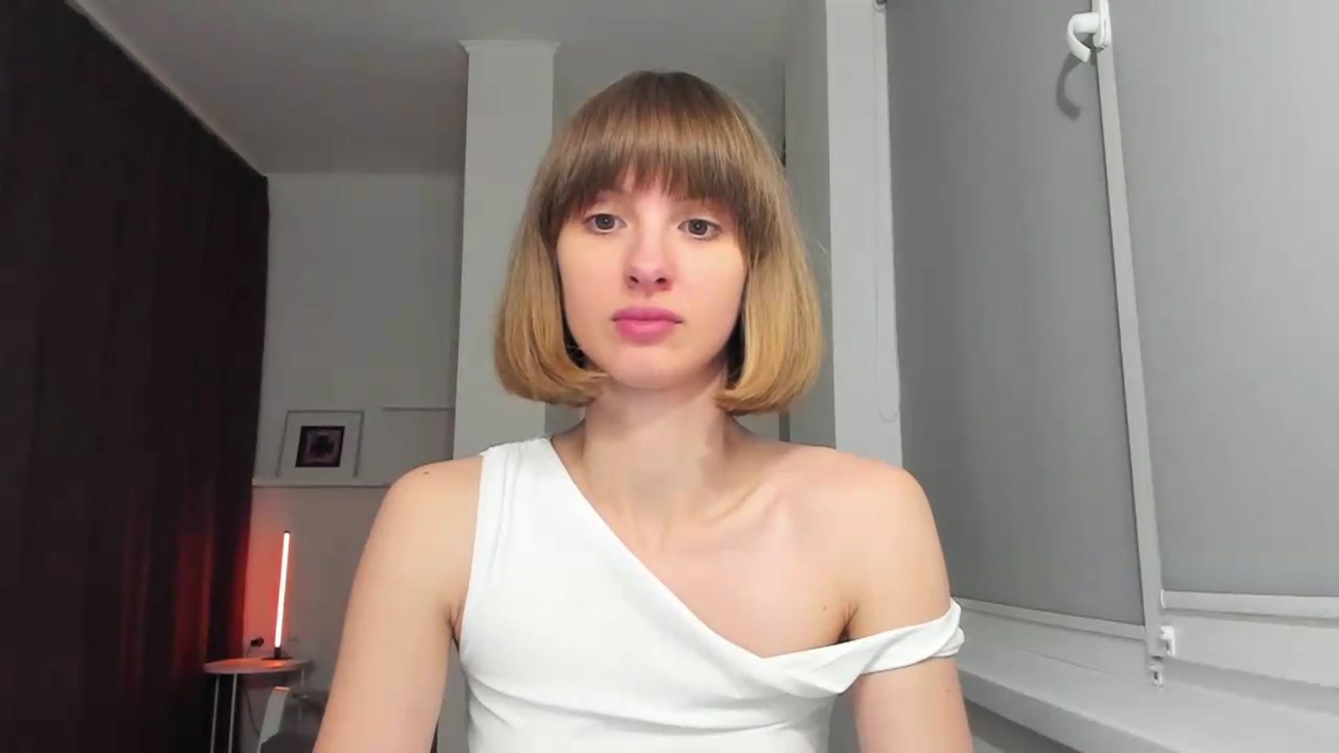 Gallery image thumbnail from WhoIsSofi's myfreecams stream on, 05/22/2026, 21:23 image 18 of 20