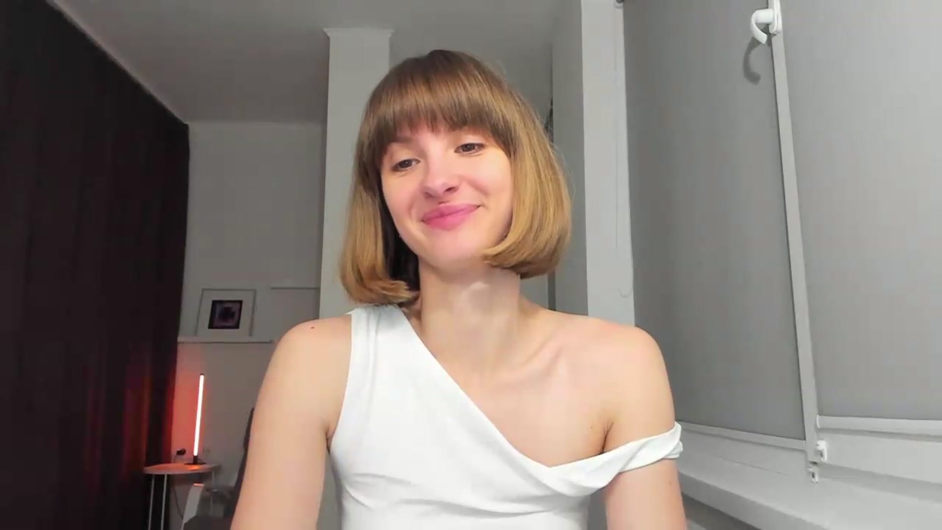 Gallery image thumbnail from WhoIsSofi's myfreecams stream on, 05/22/2026, 21:23 image 20 of 20