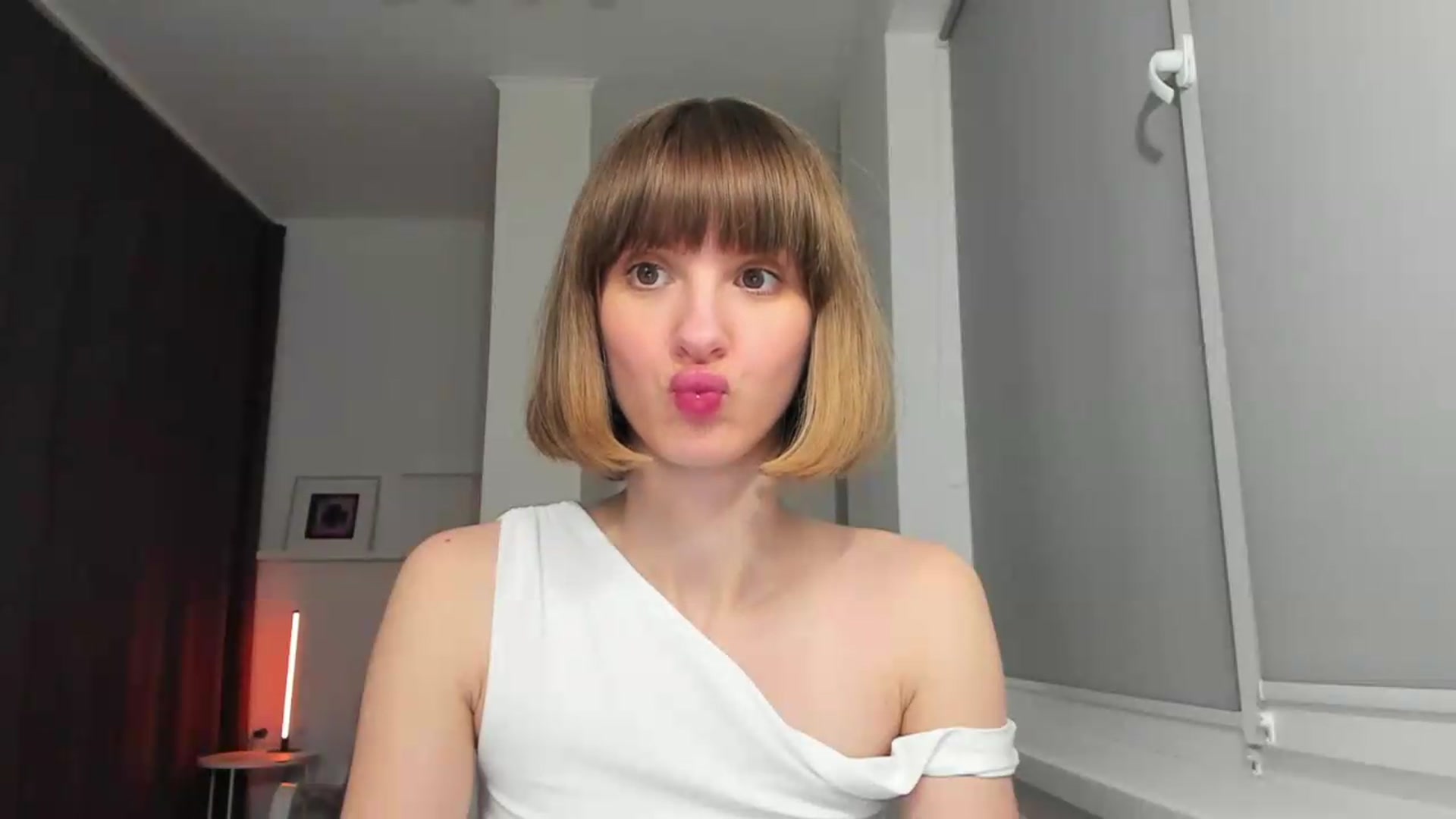 Gallery image thumbnail from WhoIsSofi's myfreecams stream on, 05/23/2026, 22:01 image 17 of 20