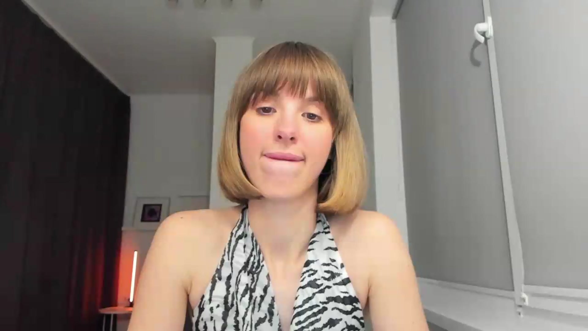 Gallery image thumbnail from WhoIsSofi's myfreecams stream on, 05/26/2026, 20:11 image 4 of 20