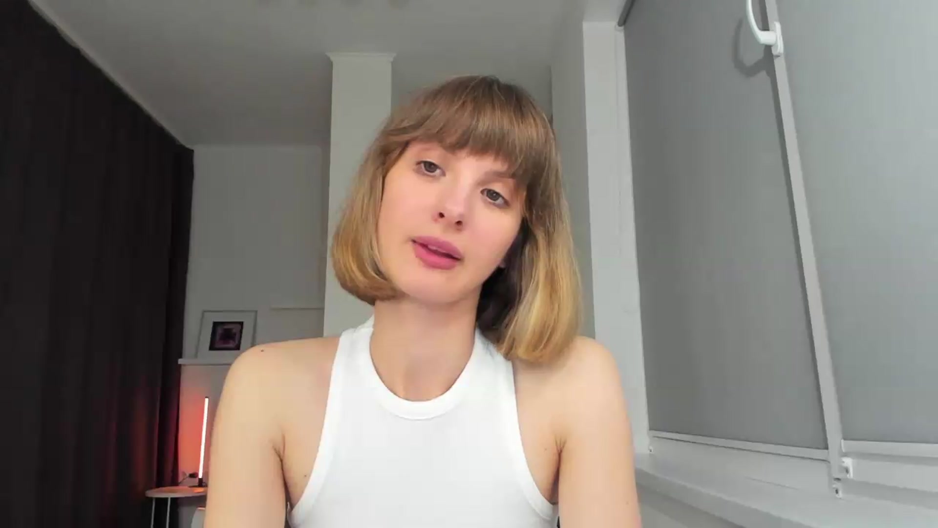 Gallery image thumbnail from WhoIsSofi's myfreecams stream on, 06/07/2026, 22:03 image 4 of 20