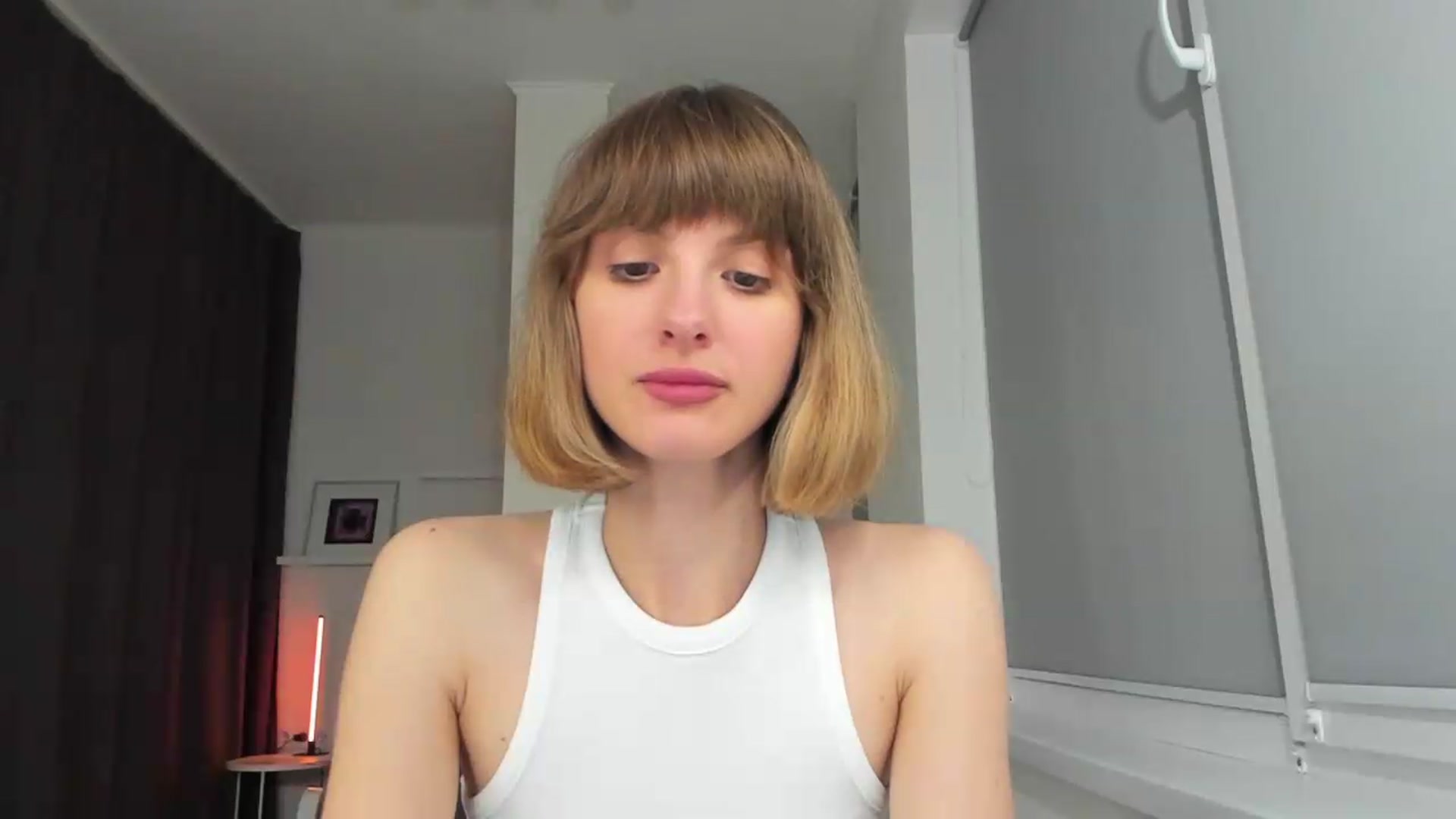 Gallery image thumbnail from WhoIsSofi's myfreecams stream on, 06/07/2026, 22:03 image 5 of 20