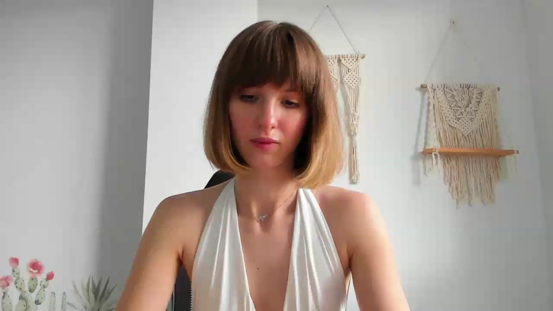 Gallery image thumbnail from WhoIsSofi's myfreecams stream on, 06/20/2026, 15:56 image 4 of 20