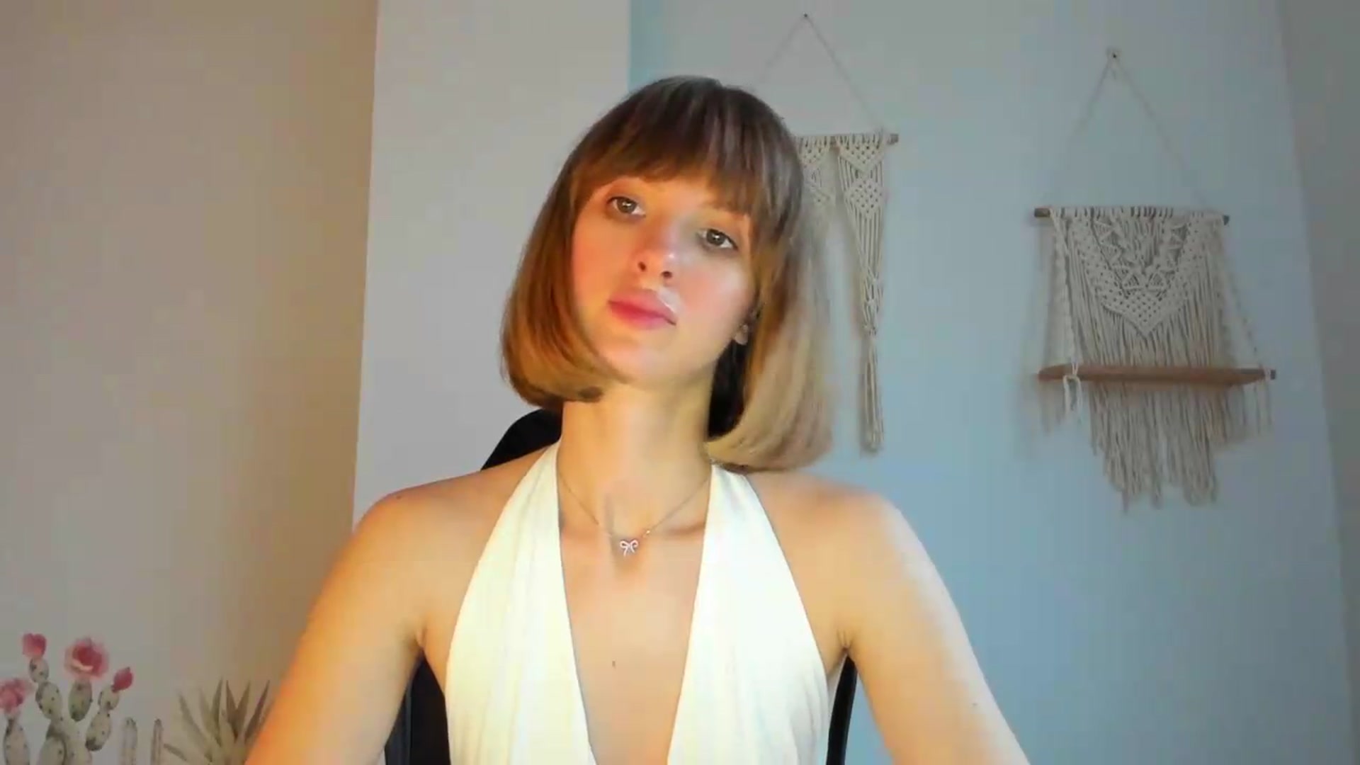 Gallery image thumbnail from WhoIsSofi's myfreecams stream on, 06/20/2026, 16:42 image 14 of 20