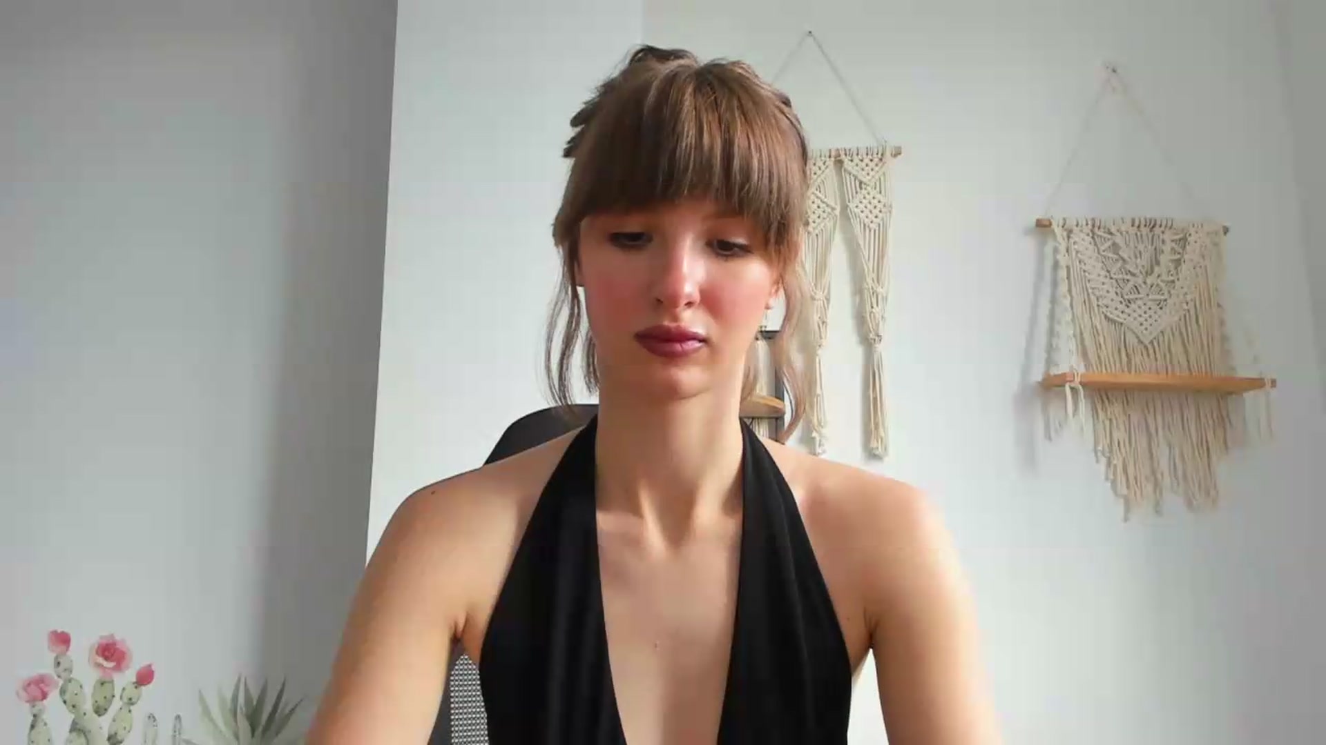 Gallery image thumbnail from WhoIsSofi's myfreecams stream on, 06/22/2026, 13:05 image 16 of 20
