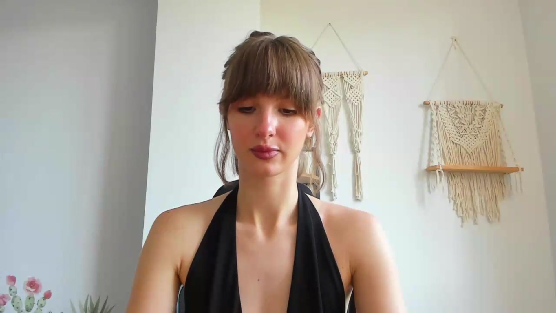 Gallery image thumbnail from WhoIsSofi's myfreecams stream on, 06/22/2026, 14:30 image 4 of 20
