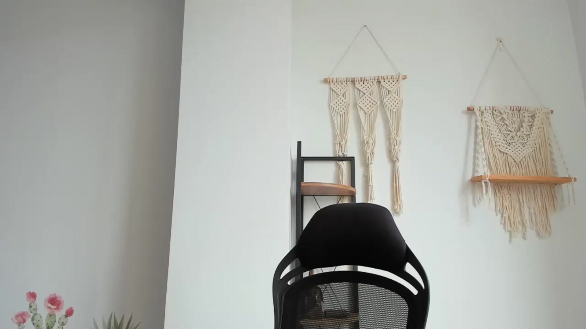 Gallery image thumbnail from WhoIsSofi's myfreecams stream on, 06/24/2026, 12:02 image 13 of 20