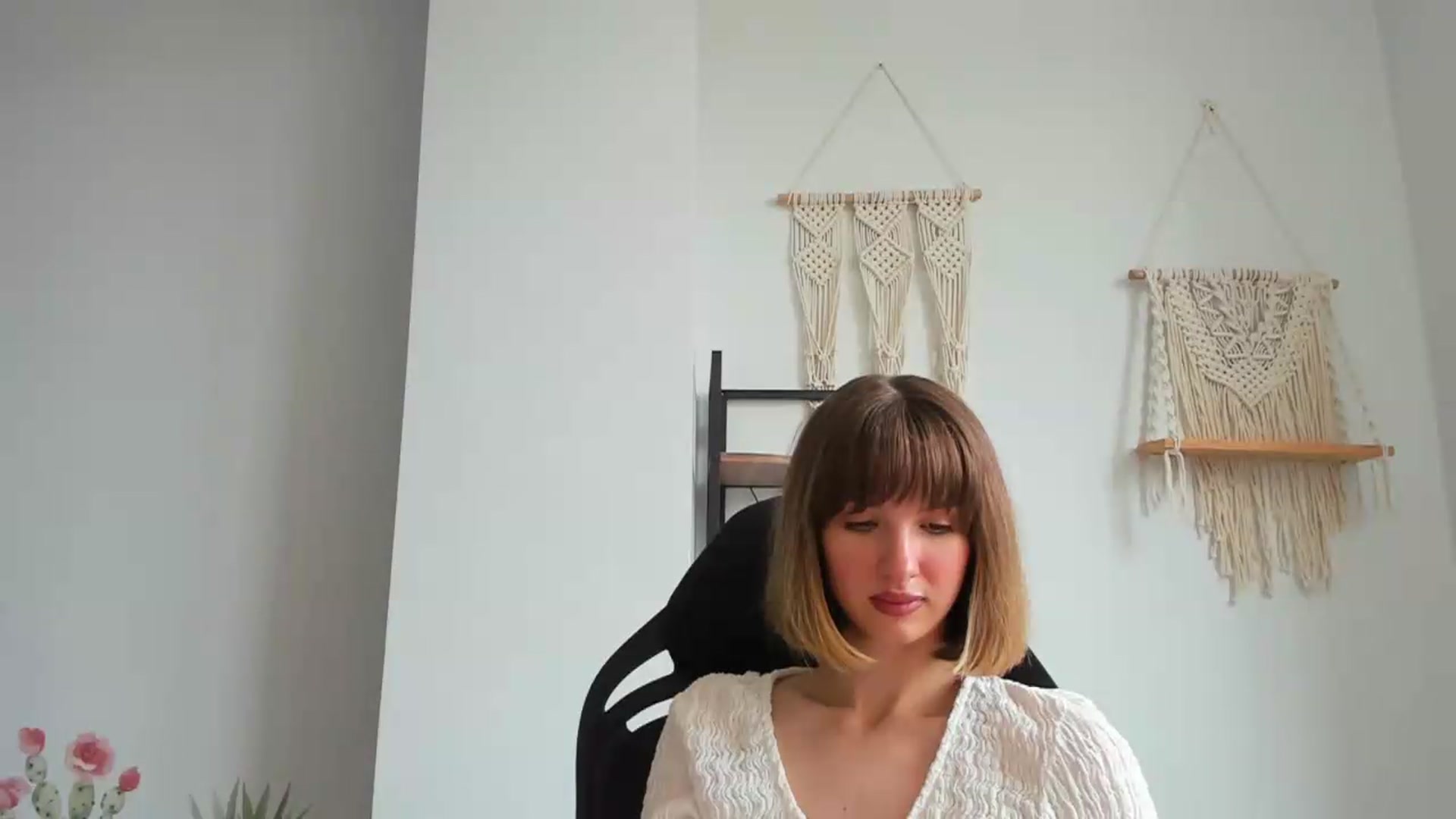 Gallery image thumbnail from WhoIsSofi's myfreecams stream on, 06/24/2026, 12:02 image 19 of 20