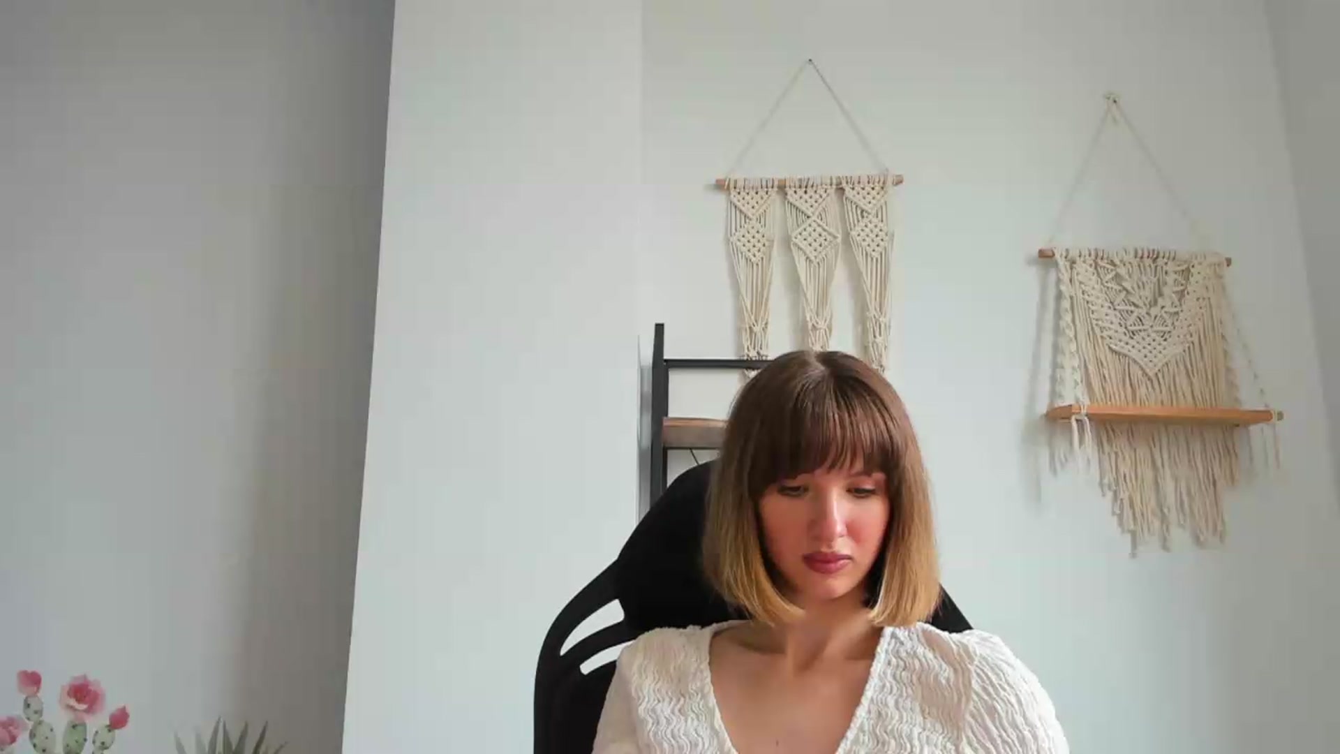 Gallery image thumbnail from WhoIsSofi's myfreecams stream on, 06/24/2026, 12:02 image 20 of 20