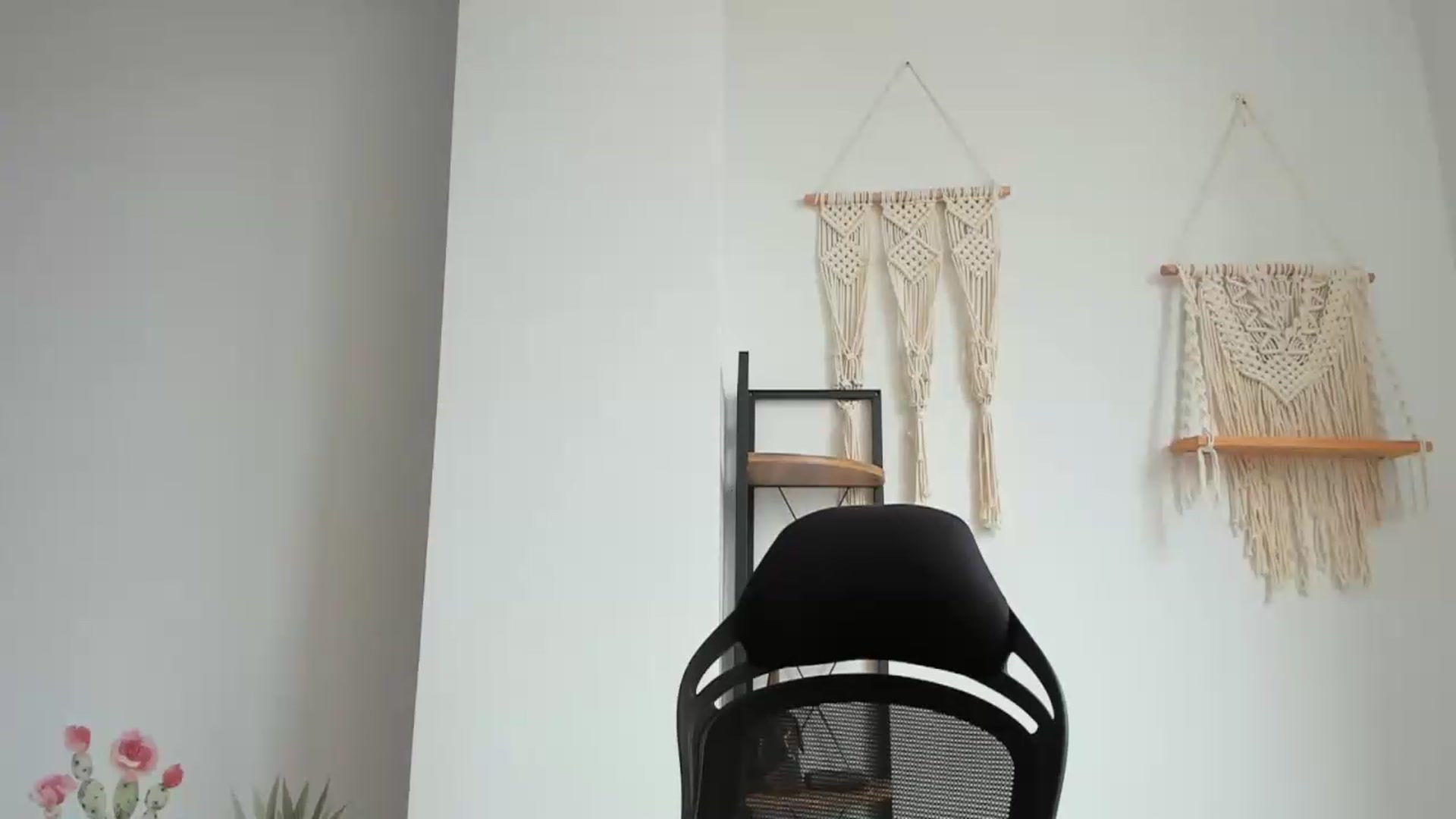 Gallery image thumbnail from WhoIsSofi's myfreecams stream on, 06/24/2026, 12:02 image 12 of 20