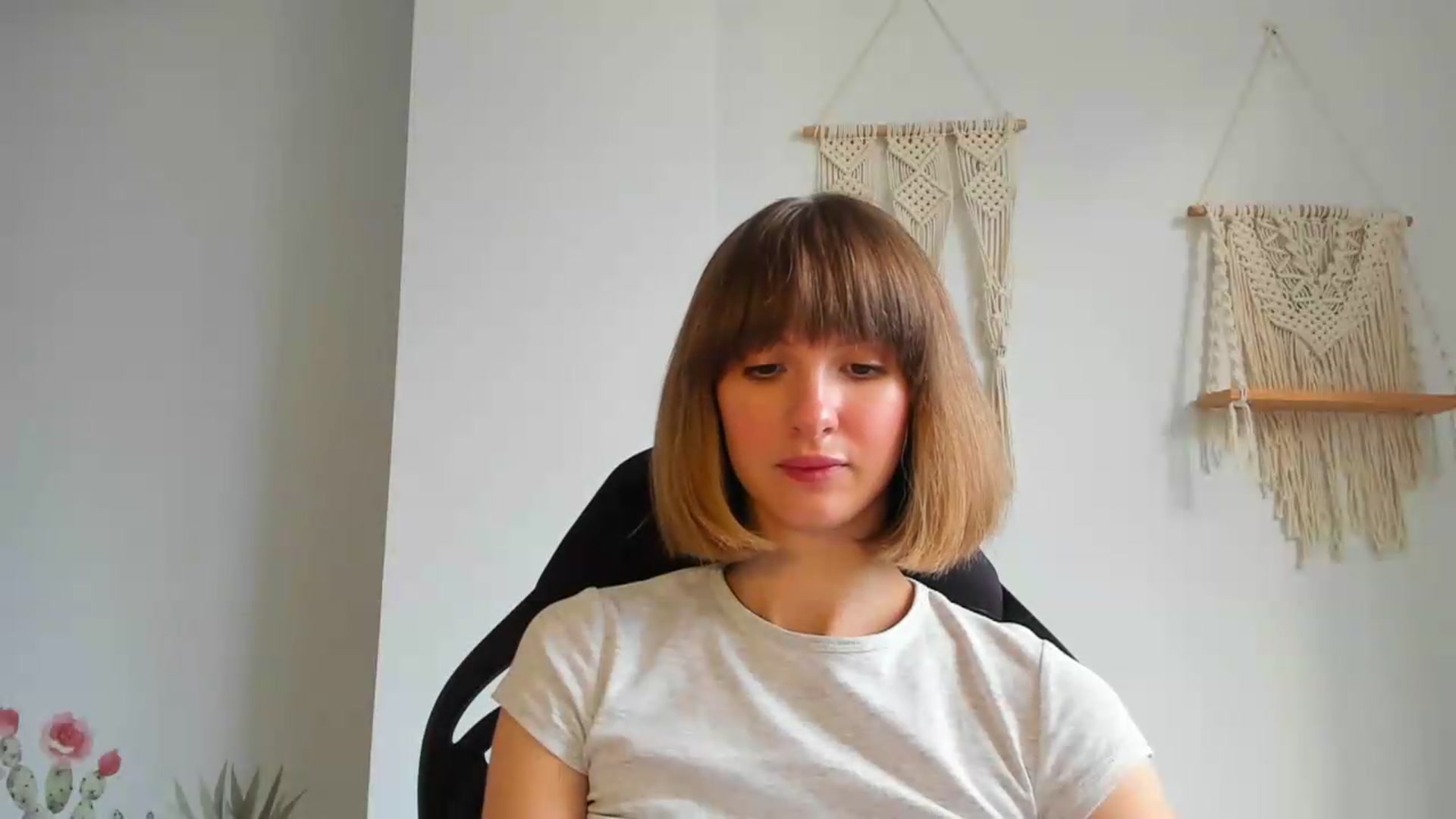 Gallery image thumbnail from WhoIsSofi's myfreecams stream on, 06/25/2026, 15:57 image 17 of 20