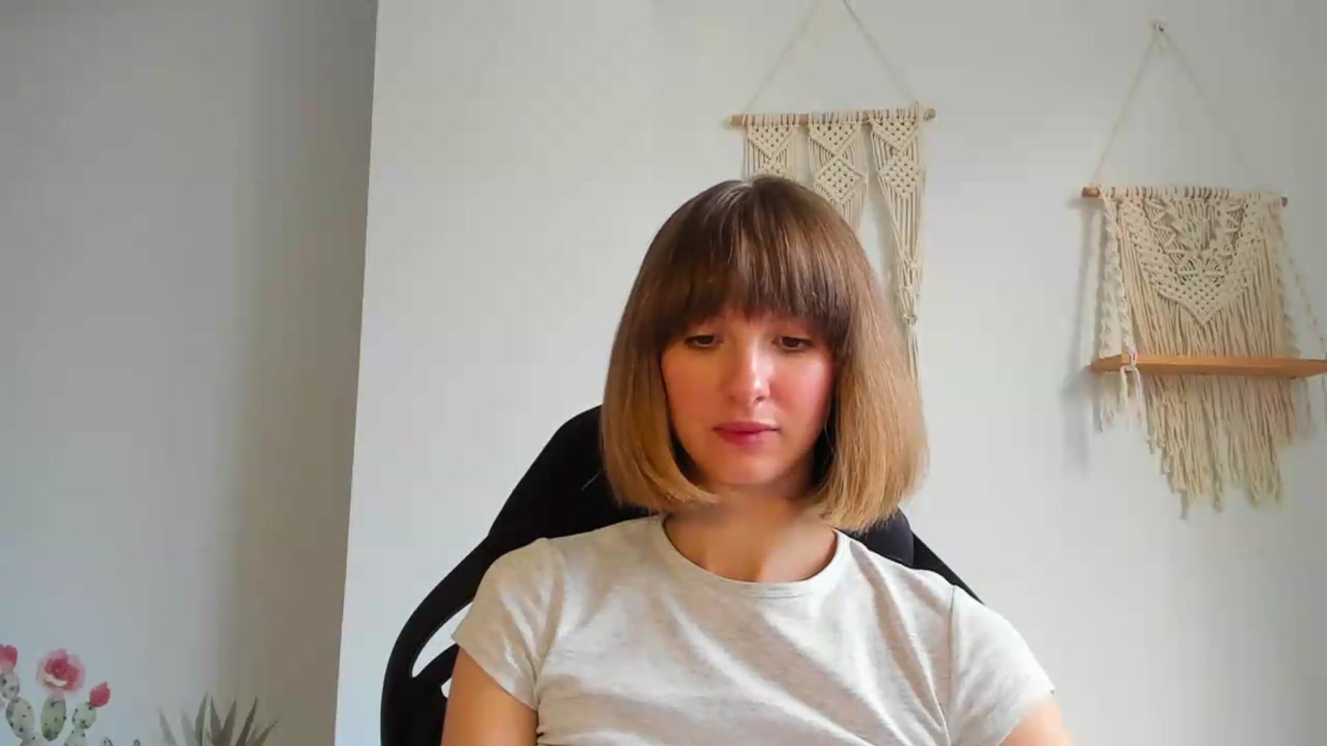 Gallery image thumbnail from WhoIsSofi's myfreecams stream on, 06/25/2026, 15:57 image 18 of 20