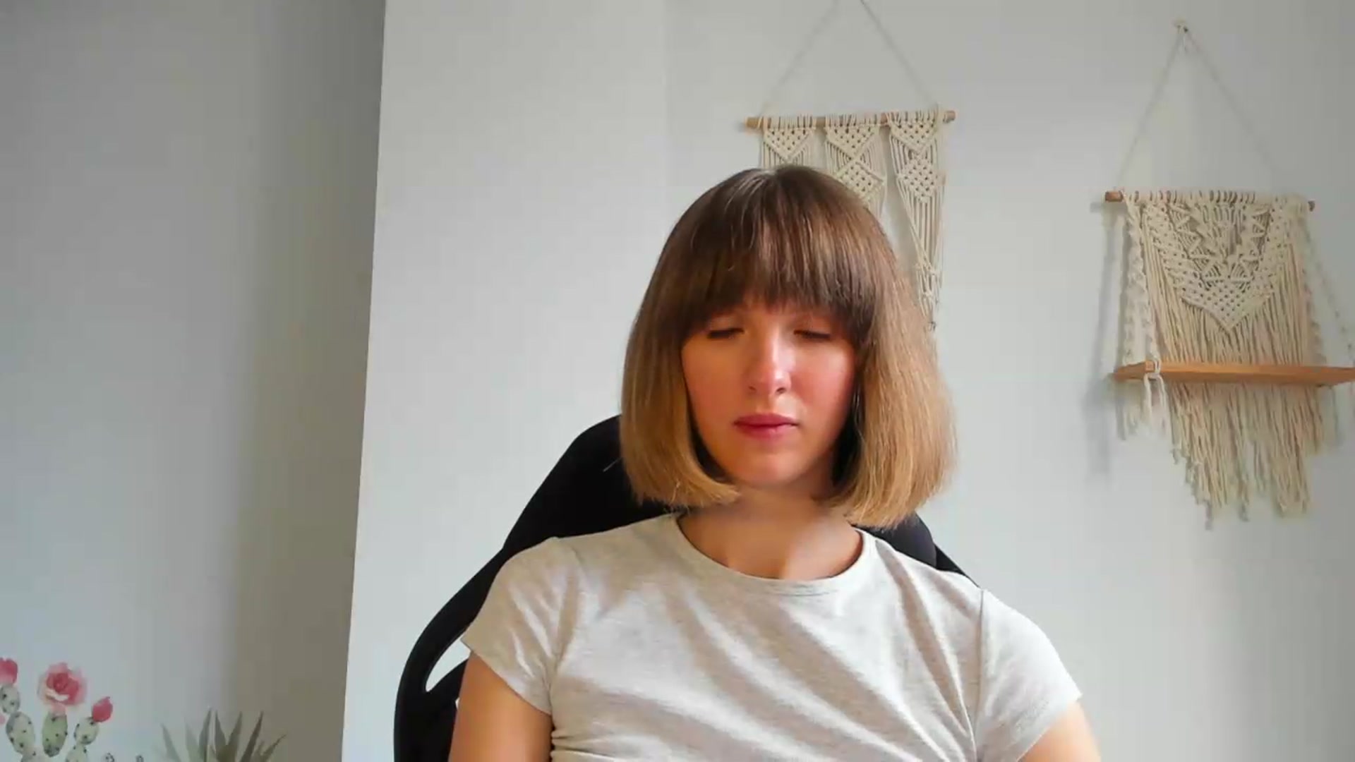 Gallery image thumbnail from WhoIsSofi's myfreecams stream on, 06/25/2026, 15:57 image 16 of 20