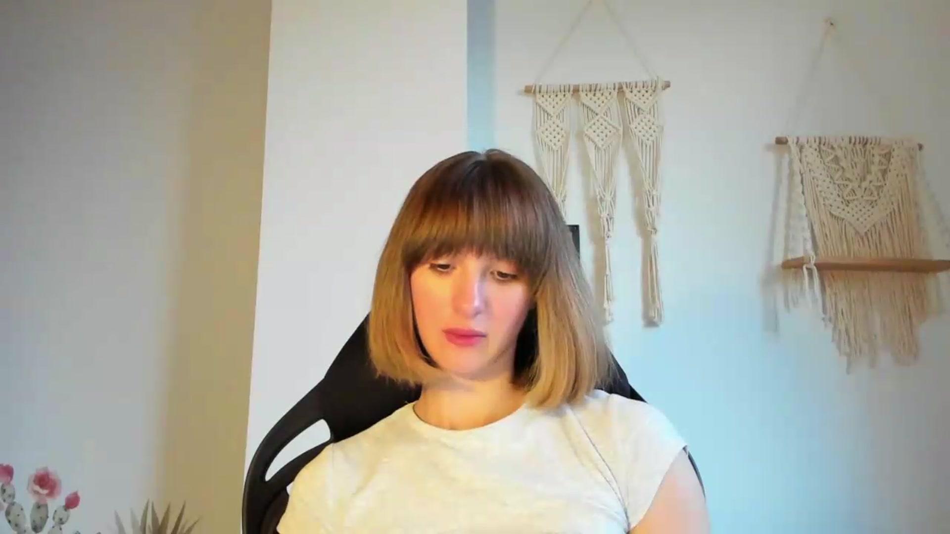 Gallery image thumbnail from WhoIsSofi's myfreecams stream on, 06/25/2026, 16:41 image 19 of 20