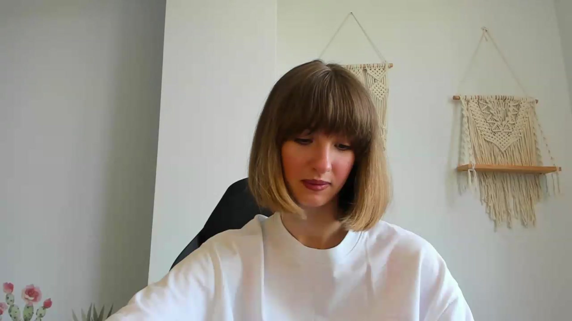 Gallery image thumbnail from WhoIsSofi's myfreecams stream on, 06/26/2026, 12:35 image 9 of 20