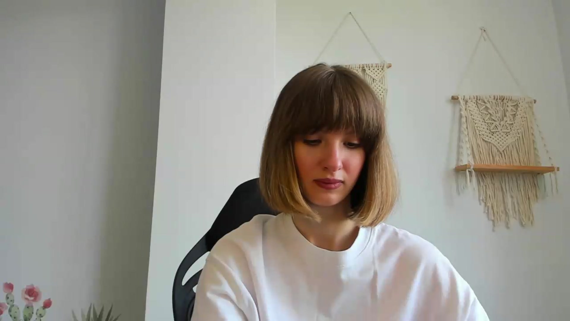 Gallery image thumbnail from WhoIsSofi's myfreecams stream on, 06/26/2026, 12:35 image 11 of 20