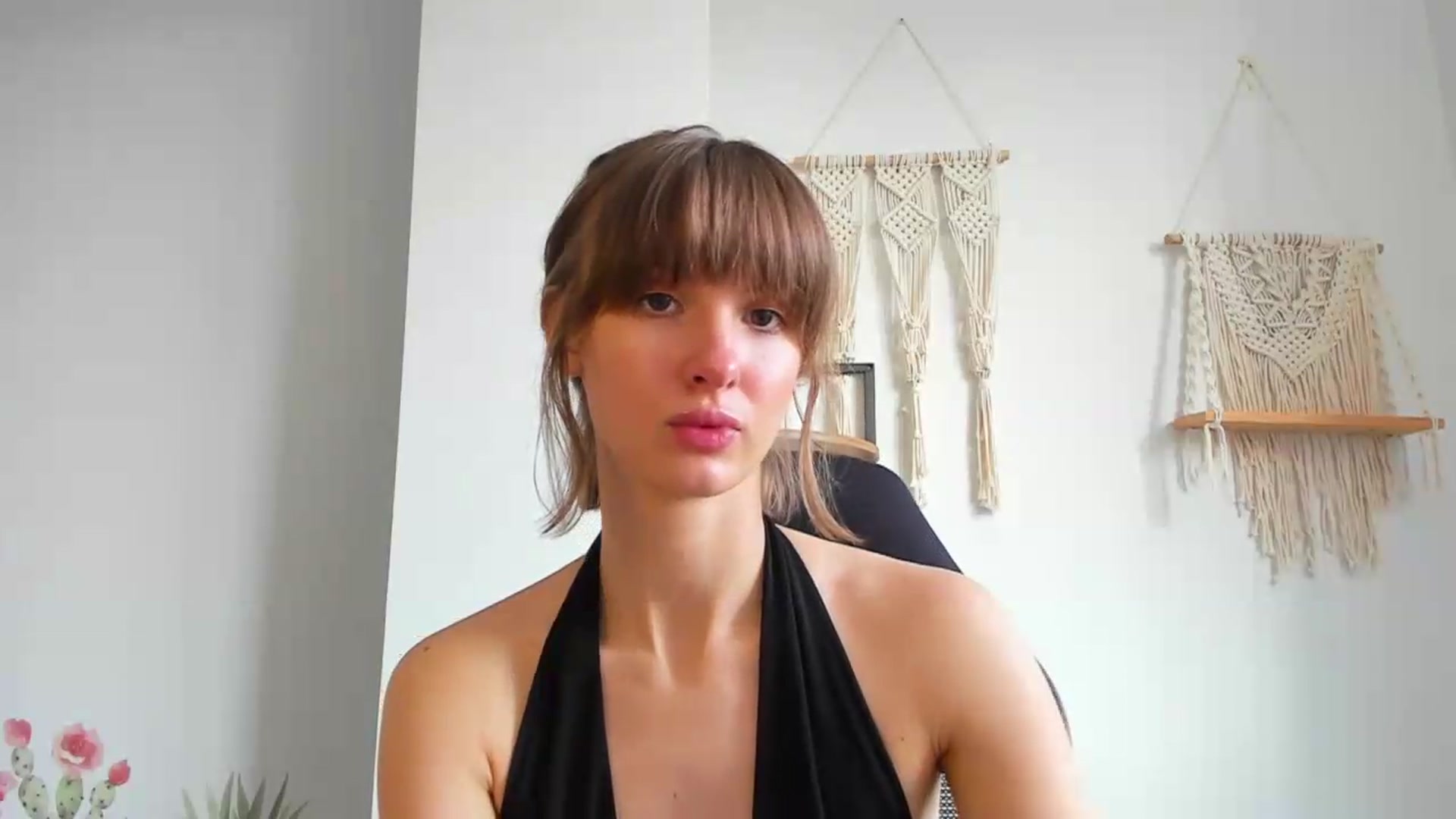 Gallery image thumbnail from WhoIsSofi's myfreecams stream on, 06/27/2026, 13:59 image 13 of 20