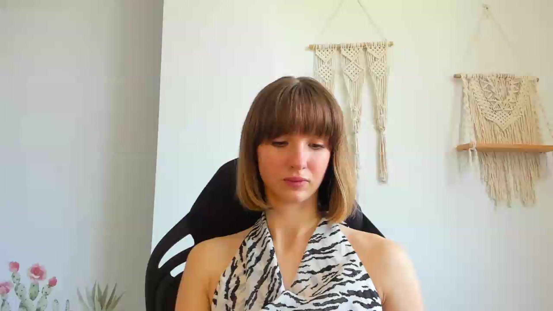 Gallery image thumbnail from WhoIsSofi's myfreecams stream on, 06/29/2026, 10:50 image 3 of 20