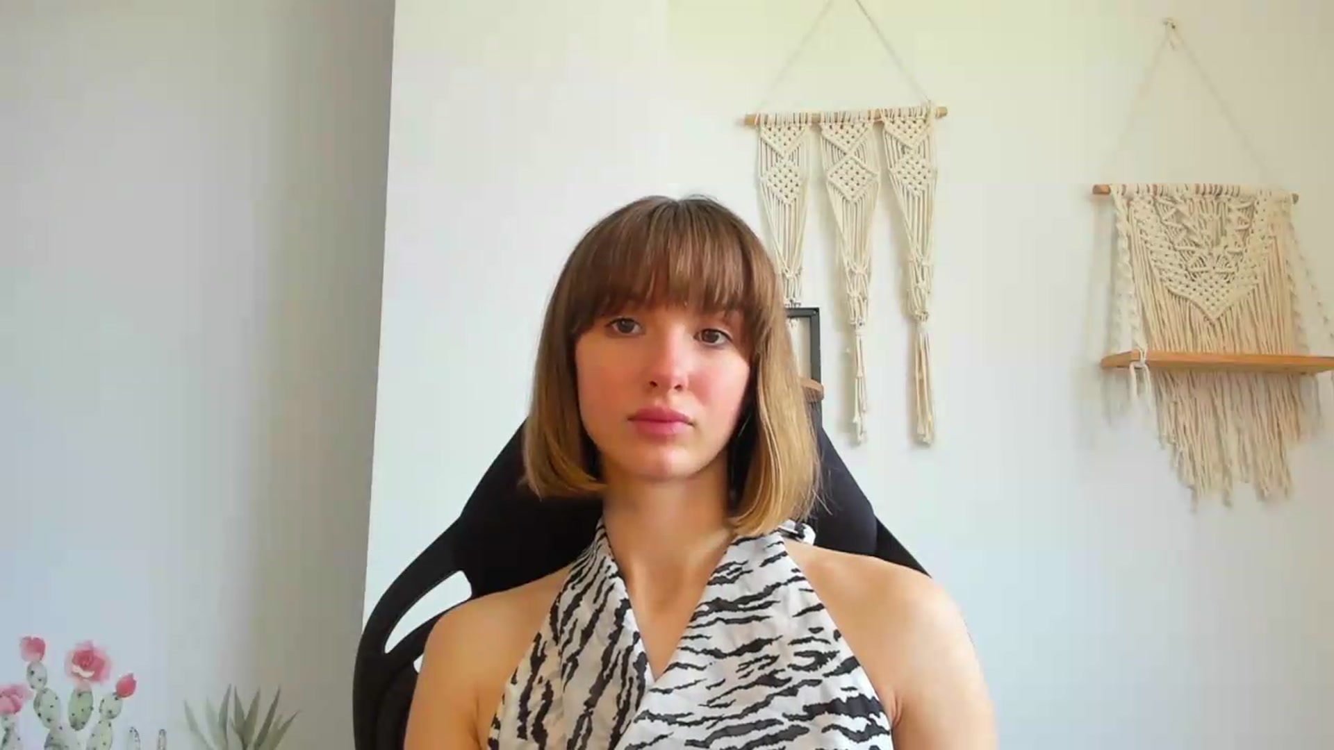 Gallery image thumbnail from WhoIsSofi's myfreecams stream on, 06/29/2026, 10:50 image 9 of 20