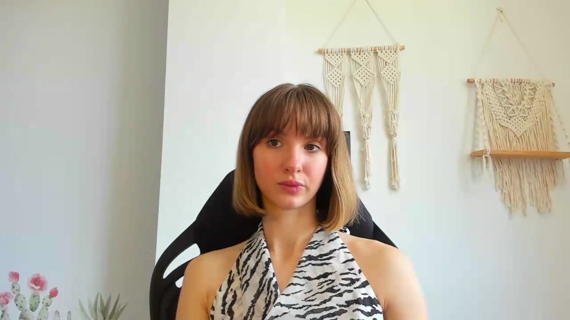 Gallery image thumbnail from WhoIsSofi's myfreecams stream on, 06/29/2026, 10:50 image 10 of 20