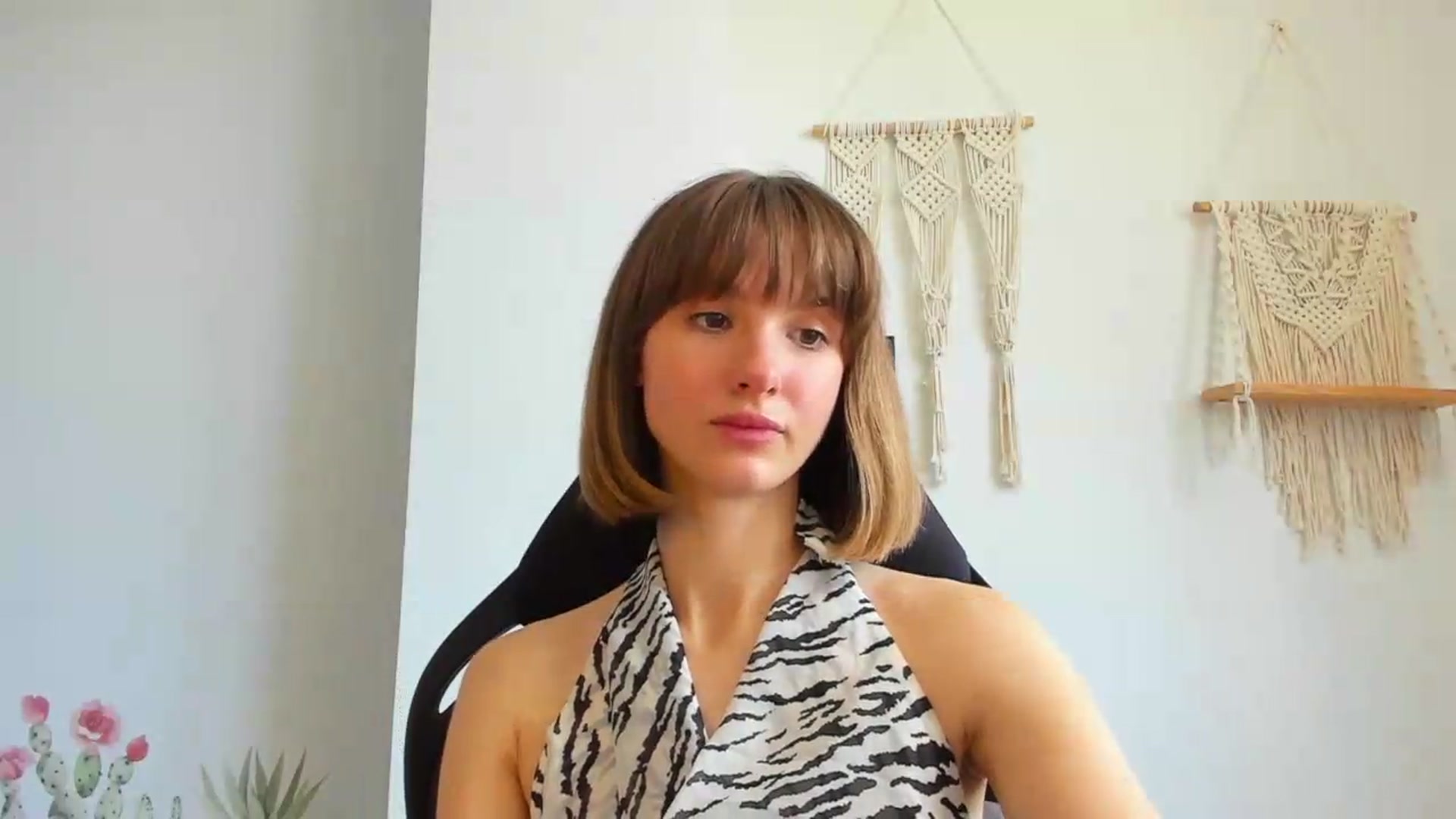 Gallery image thumbnail from WhoIsSofi's myfreecams stream on, 06/29/2026, 10:50 image 12 of 20