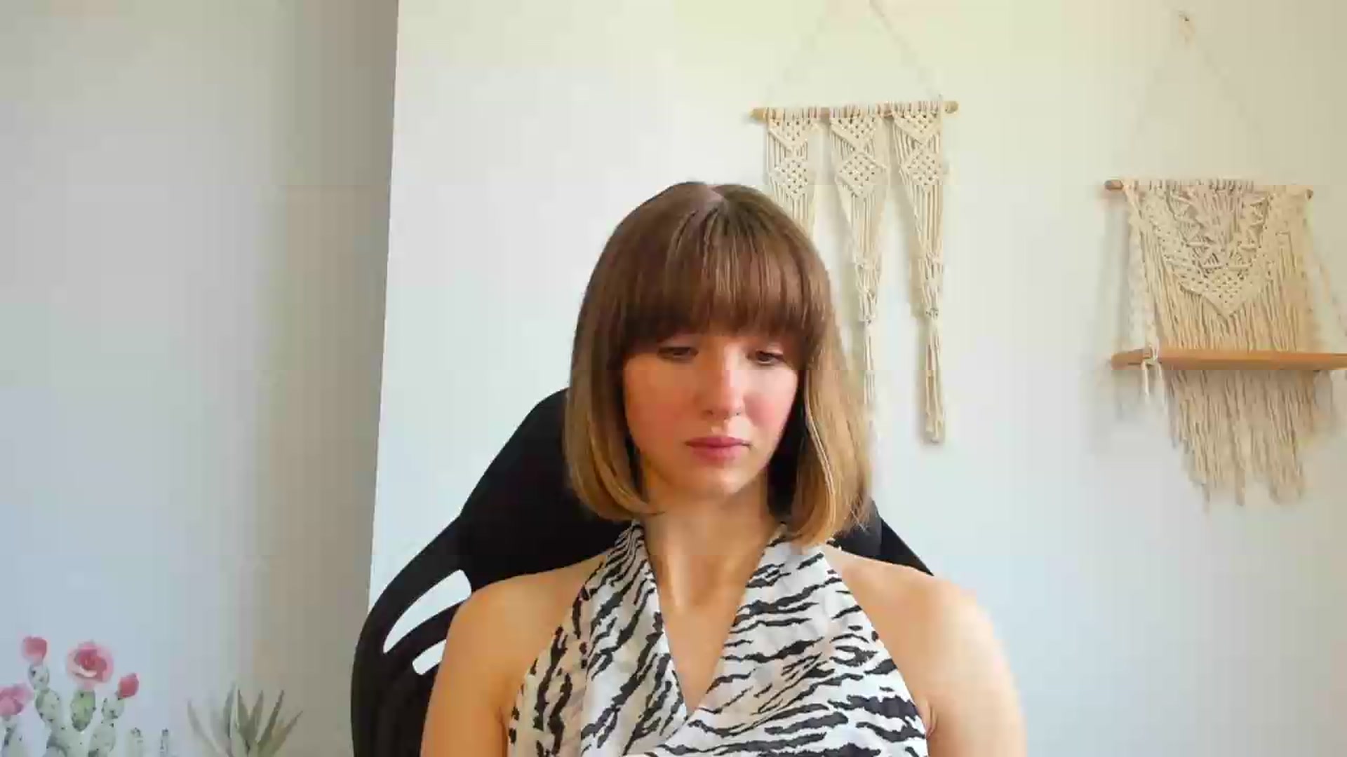 Gallery image thumbnail from WhoIsSofi's myfreecams stream on, 06/29/2026, 10:50 image 1 of 20