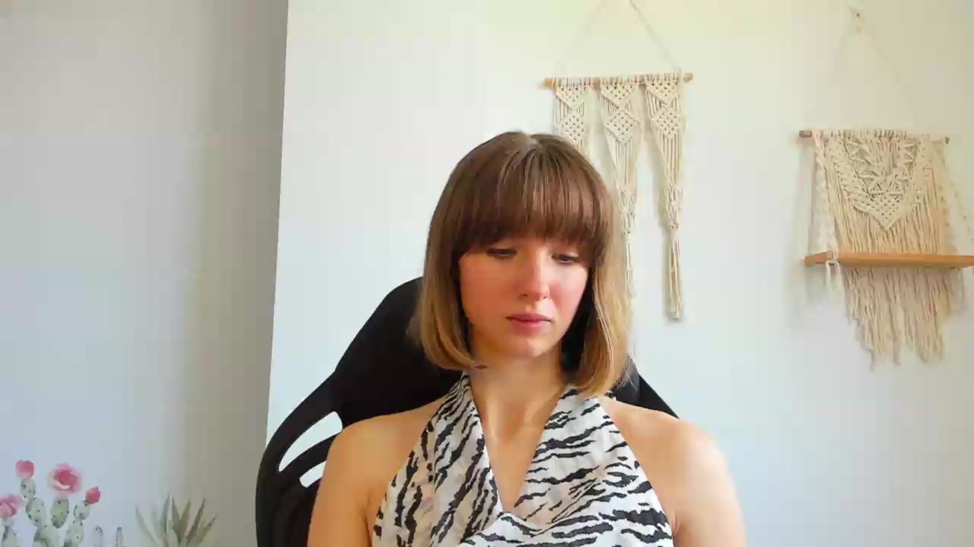 Gallery image thumbnail from WhoIsSofi's myfreecams stream on, 06/29/2026, 10:50 image 2 of 20