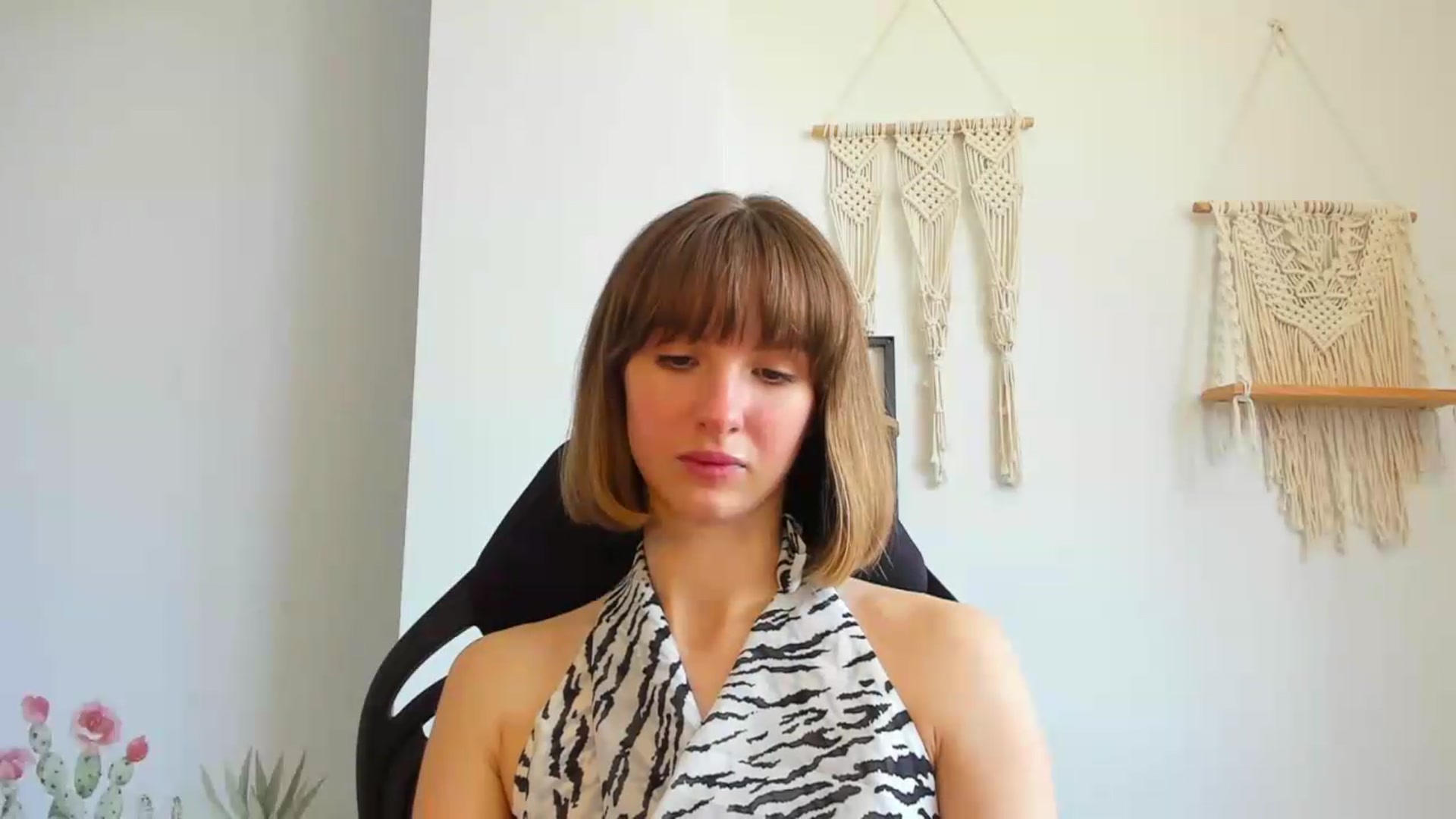 Gallery image thumbnail from WhoIsSofi's myfreecams stream on, 06/29/2026, 10:50 image 19 of 20